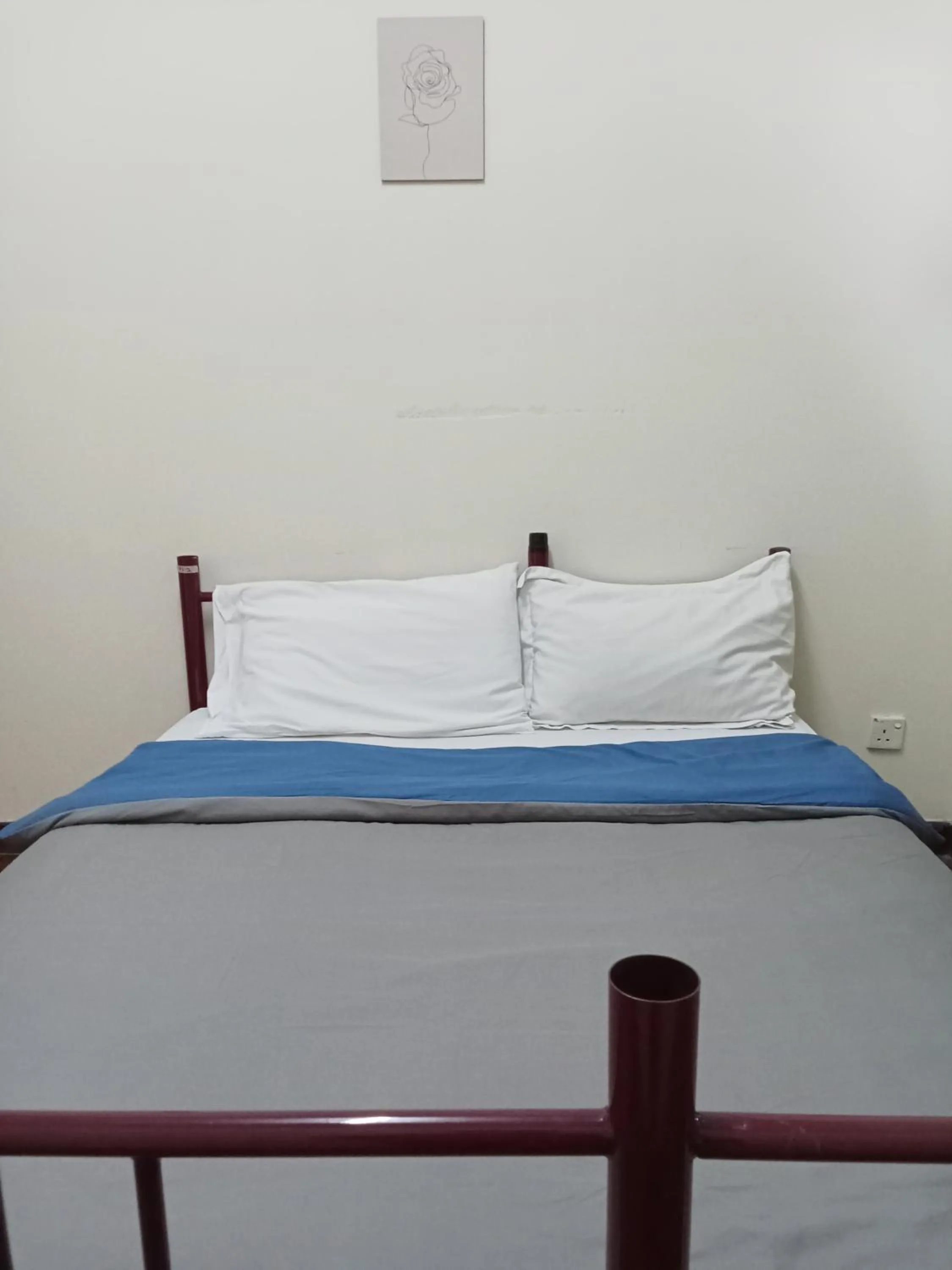 Bed in Seri Bulan Condo