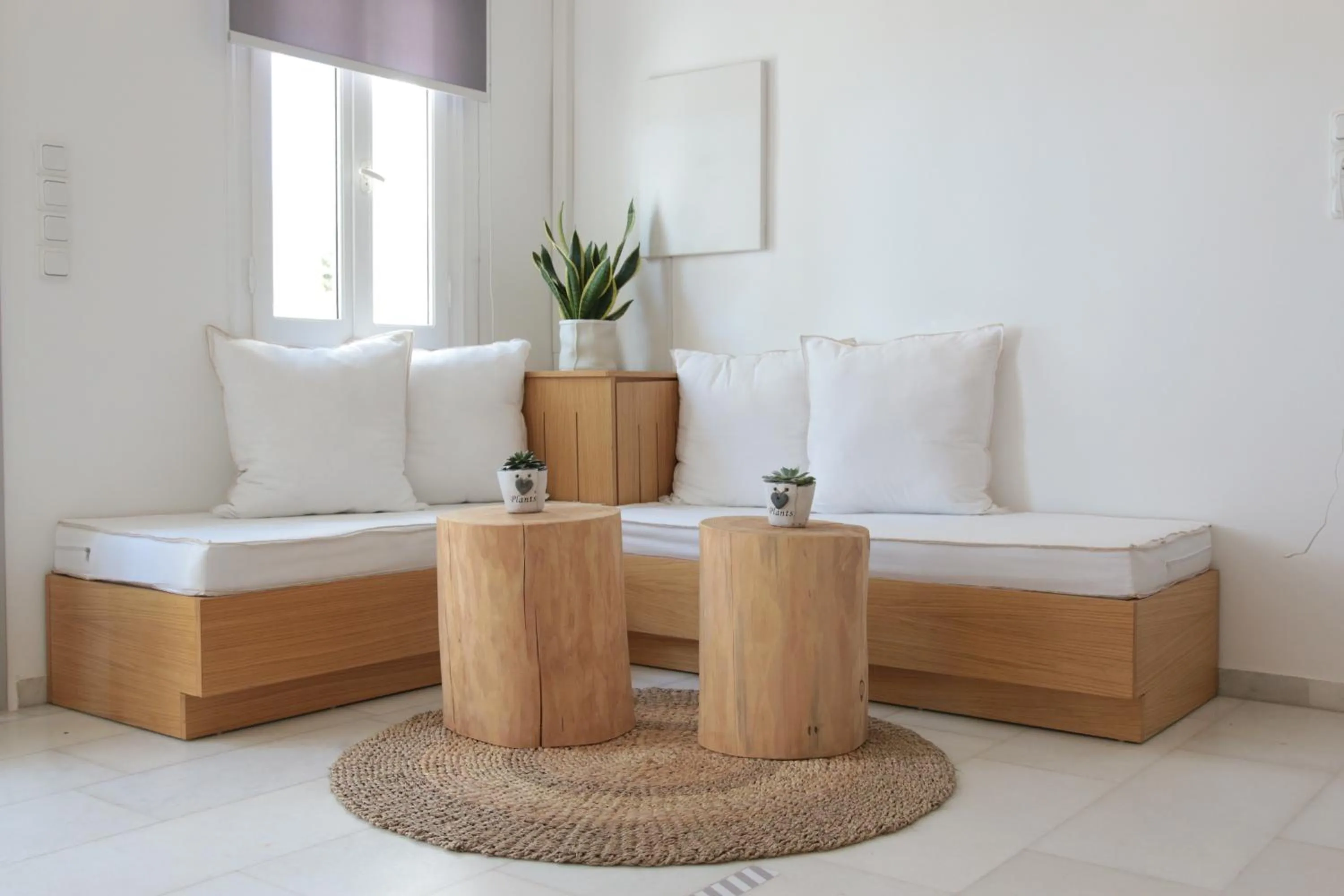 Seating area, Bed in Parian Lithos Residence