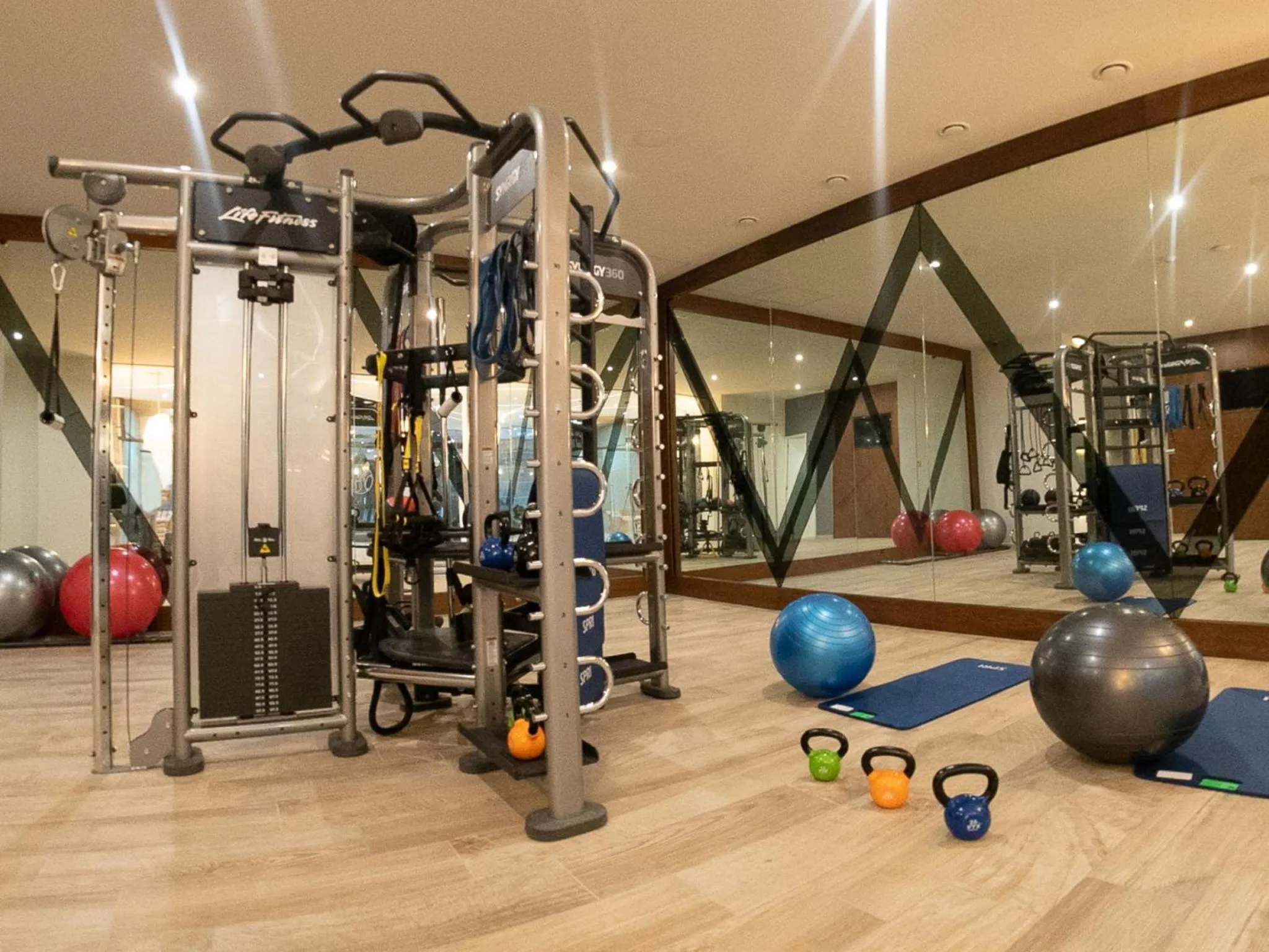 Fitness centre/facilities in HOTEL & SPA MANSION SOLIS by HOTSSON