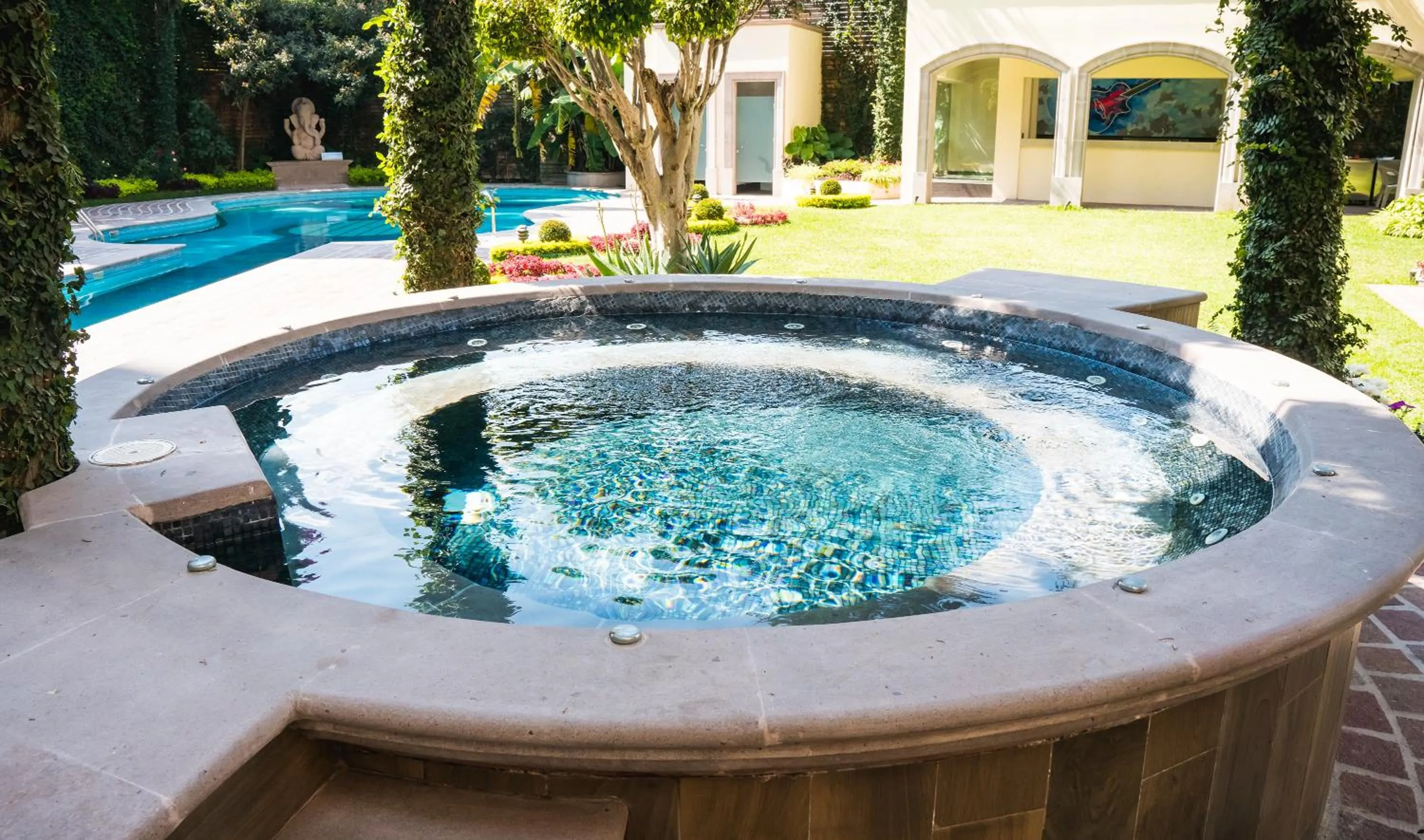 Swimming pool in HOTEL & SPA MANSION SOLIS by HOTSSON