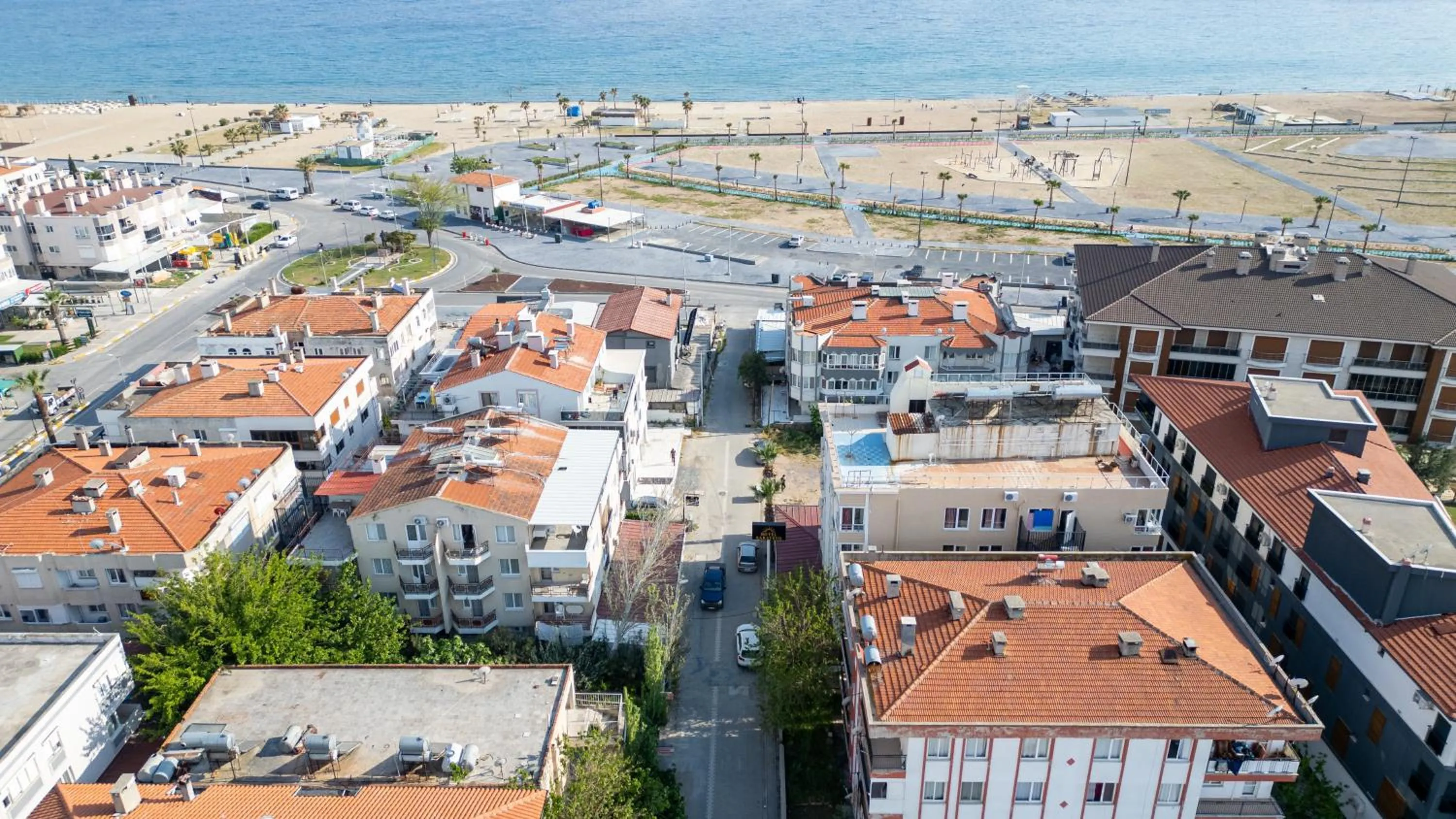 Property building in Yade Apart Pension