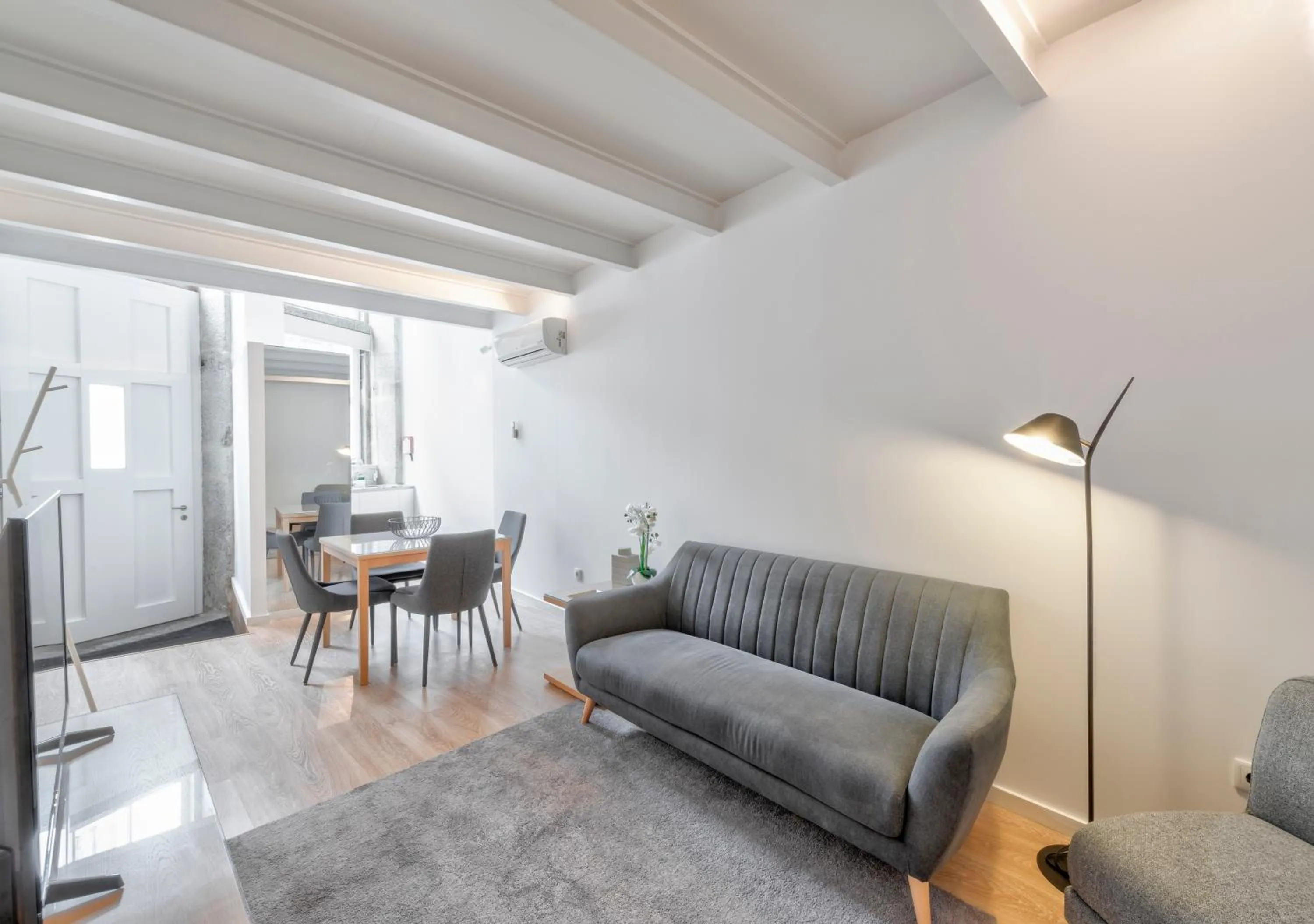 Living room in Oporto Comfort Dom Hugo - Historic Apartments