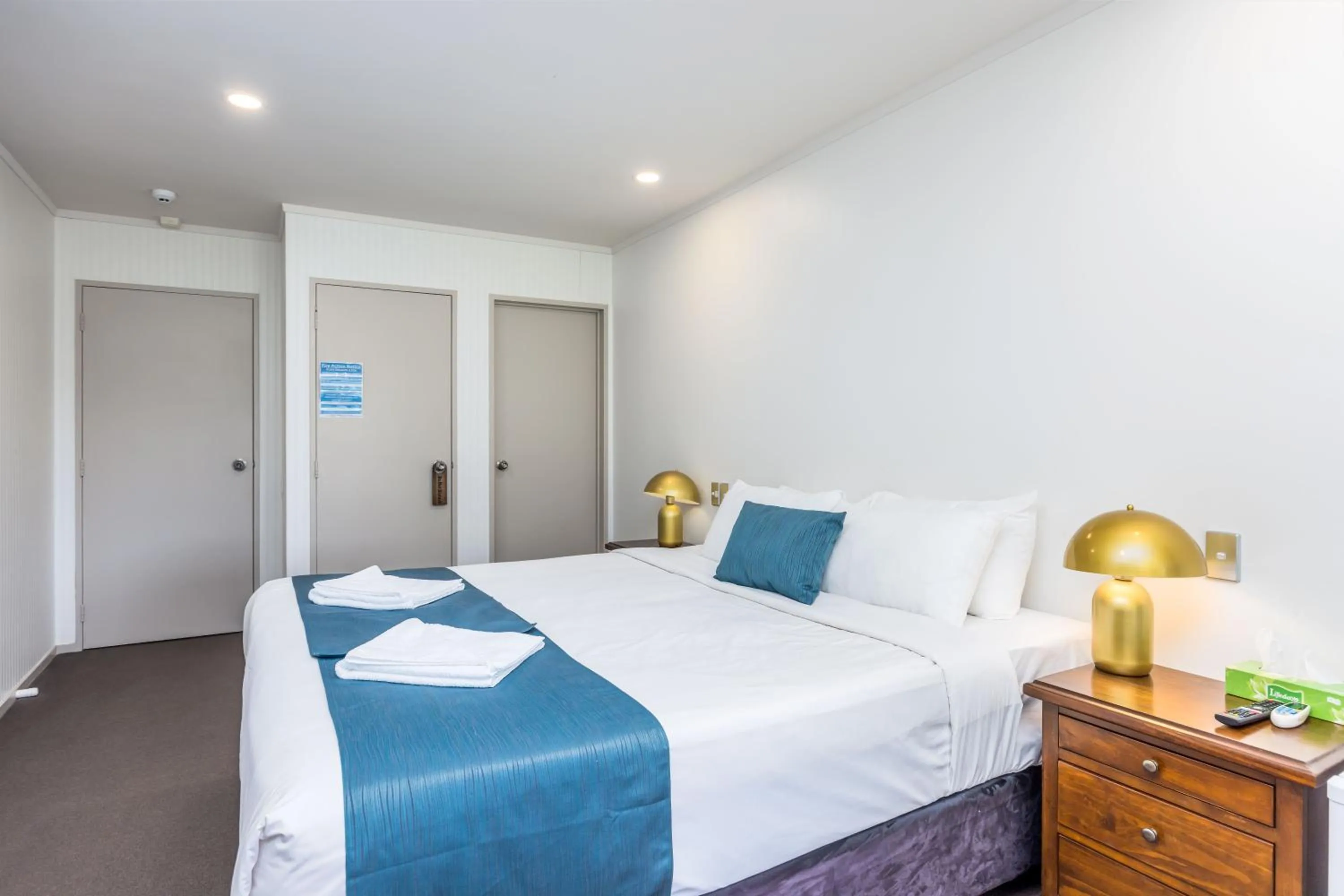 Bed in Northridge Golf Resort