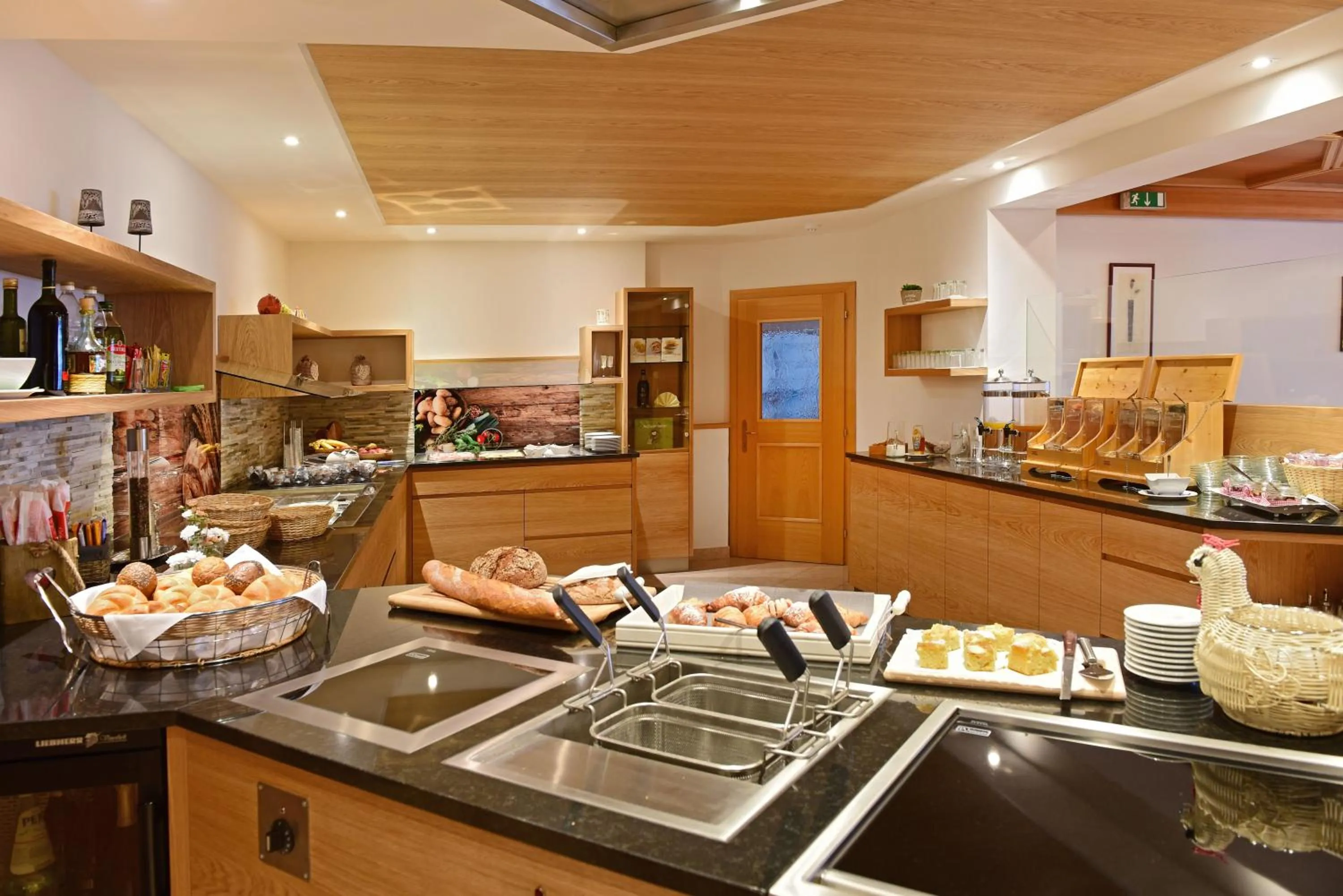 Breakfast in MONTARA living mountain air