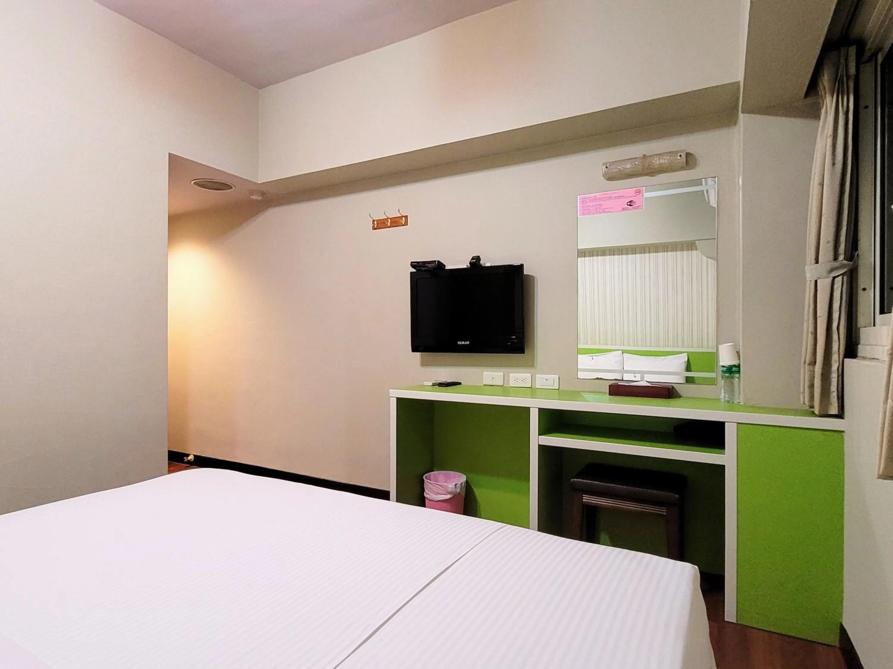 TV and multimedia, Bed in Hotel South Sea