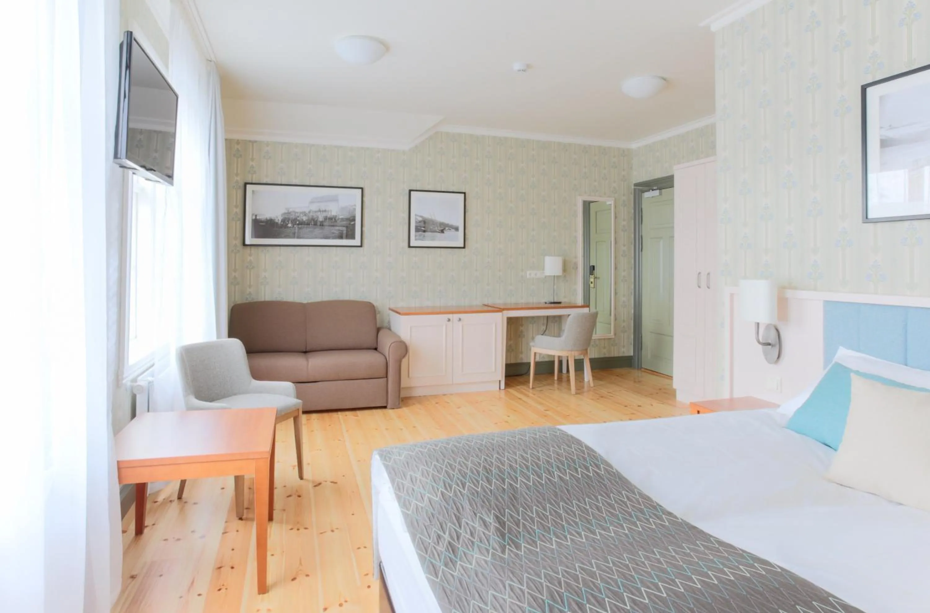 Bedroom, Bed in Fosshotel Eastfjords