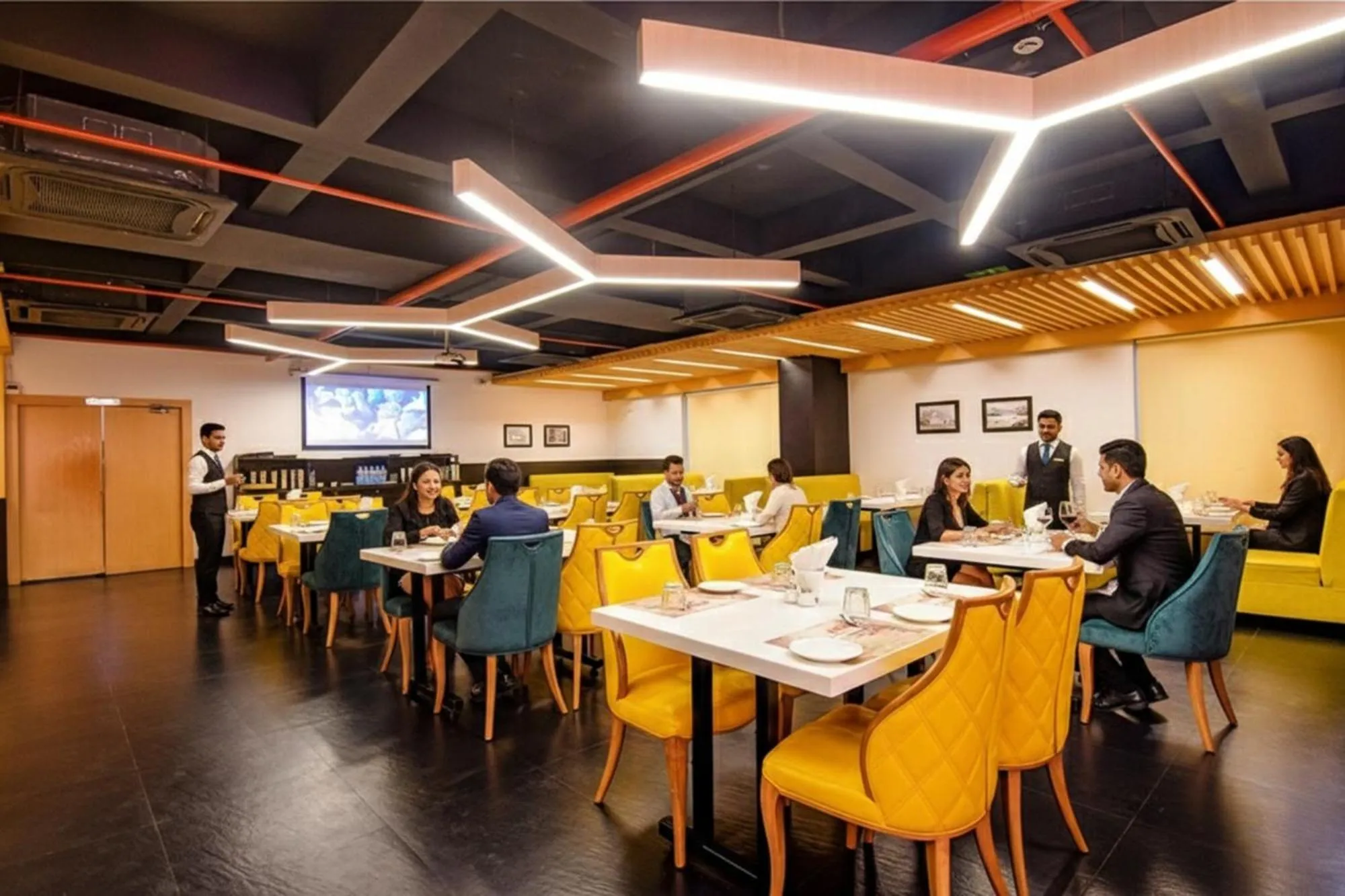 Restaurant/places to eat in FabHotel Prime Kzar Corporate Budget Stay Near Park Street