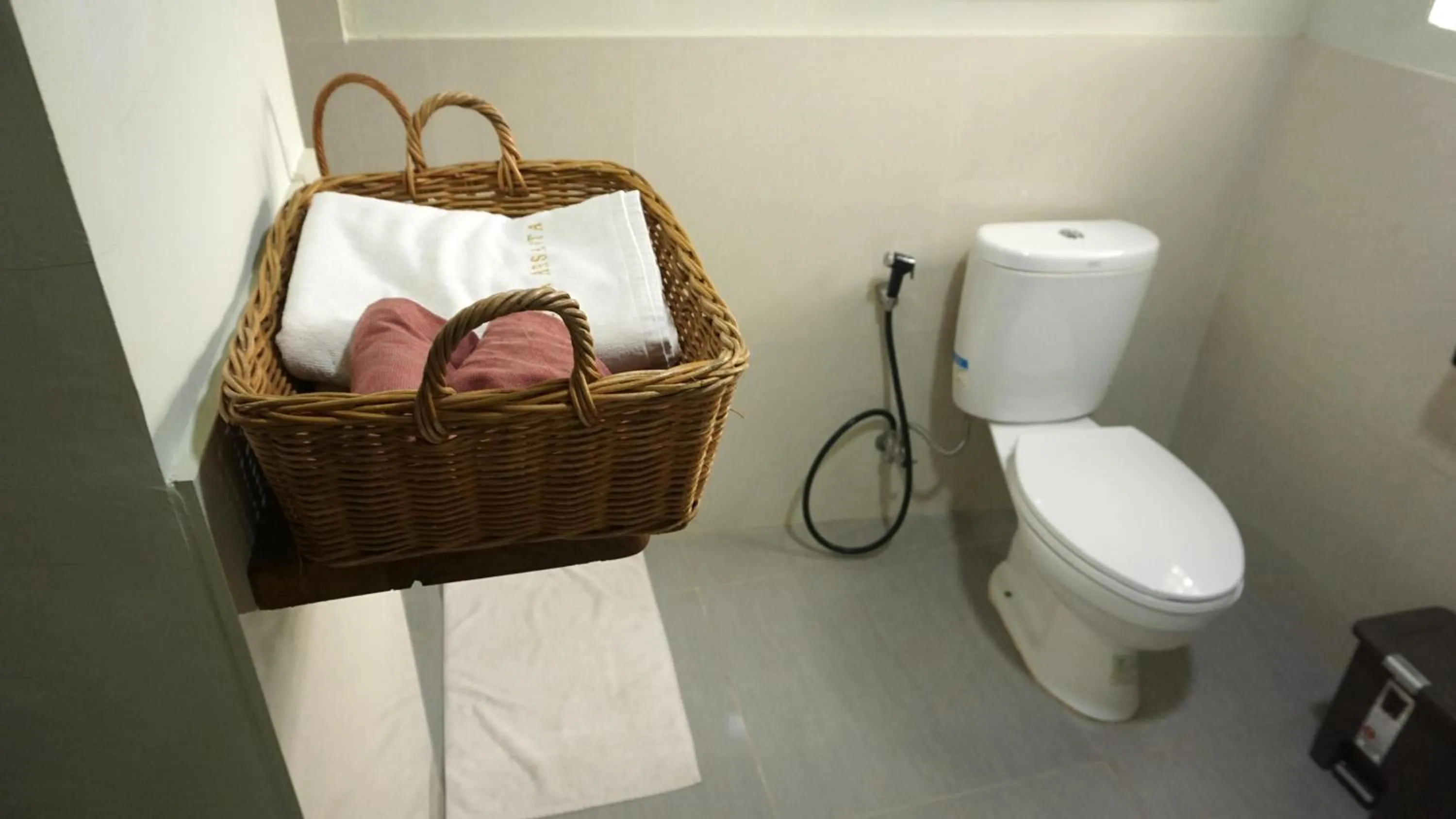Bathroom in Tirta Arsanta Hot Springs & Villa