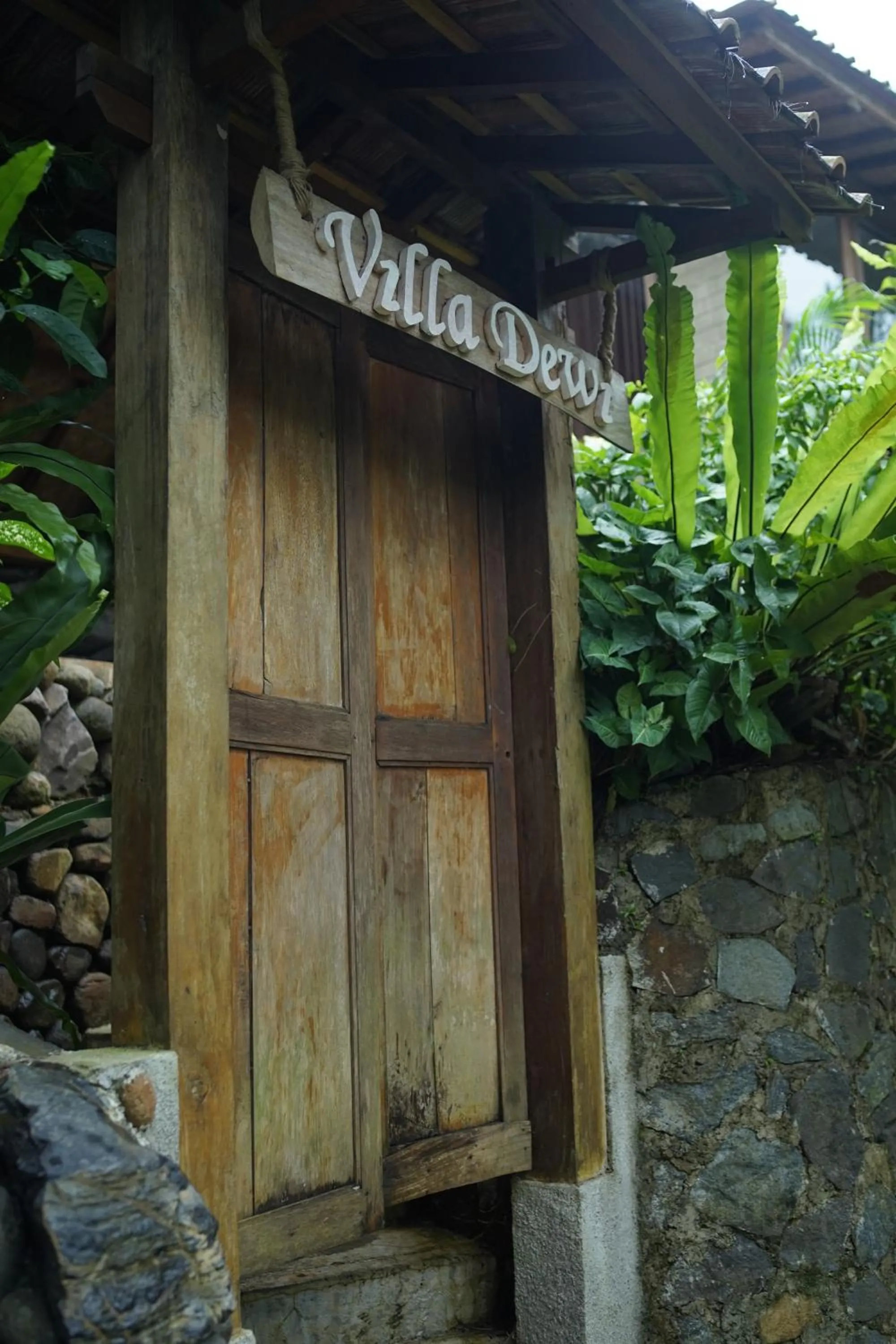 Tirta Arsanta Hot Springs & Villa