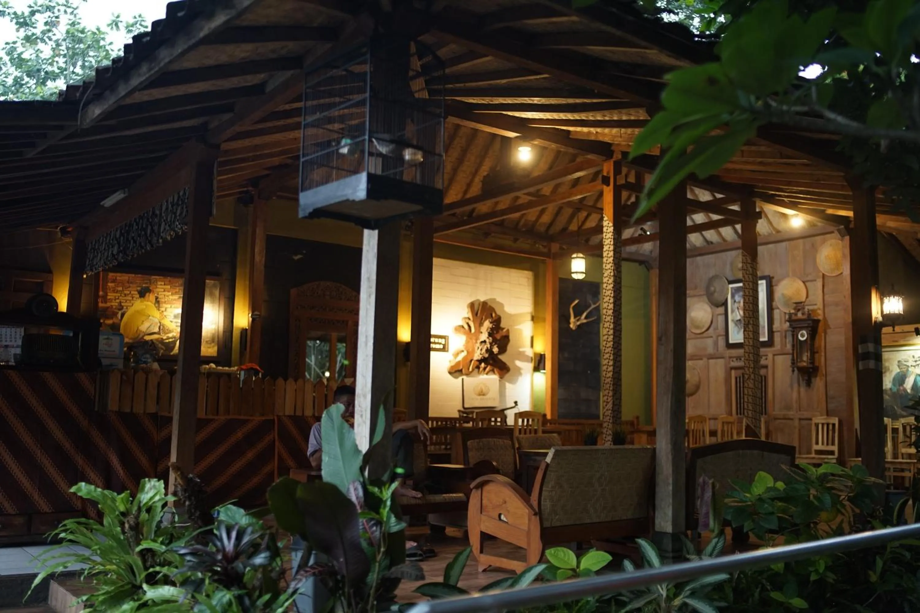 Tirta Arsanta Hot Springs & Villa