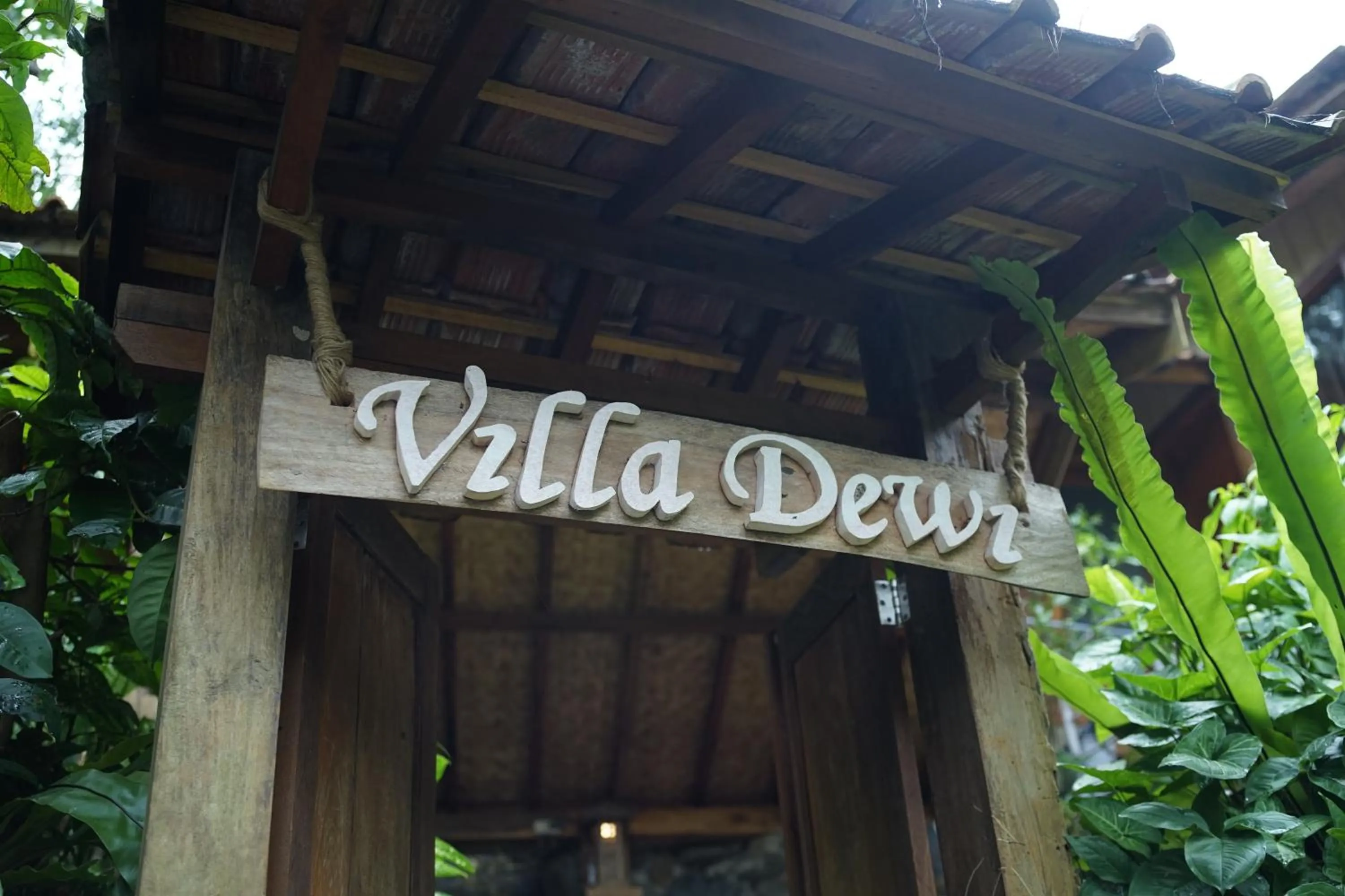 Tirta Arsanta Hot Springs & Villa