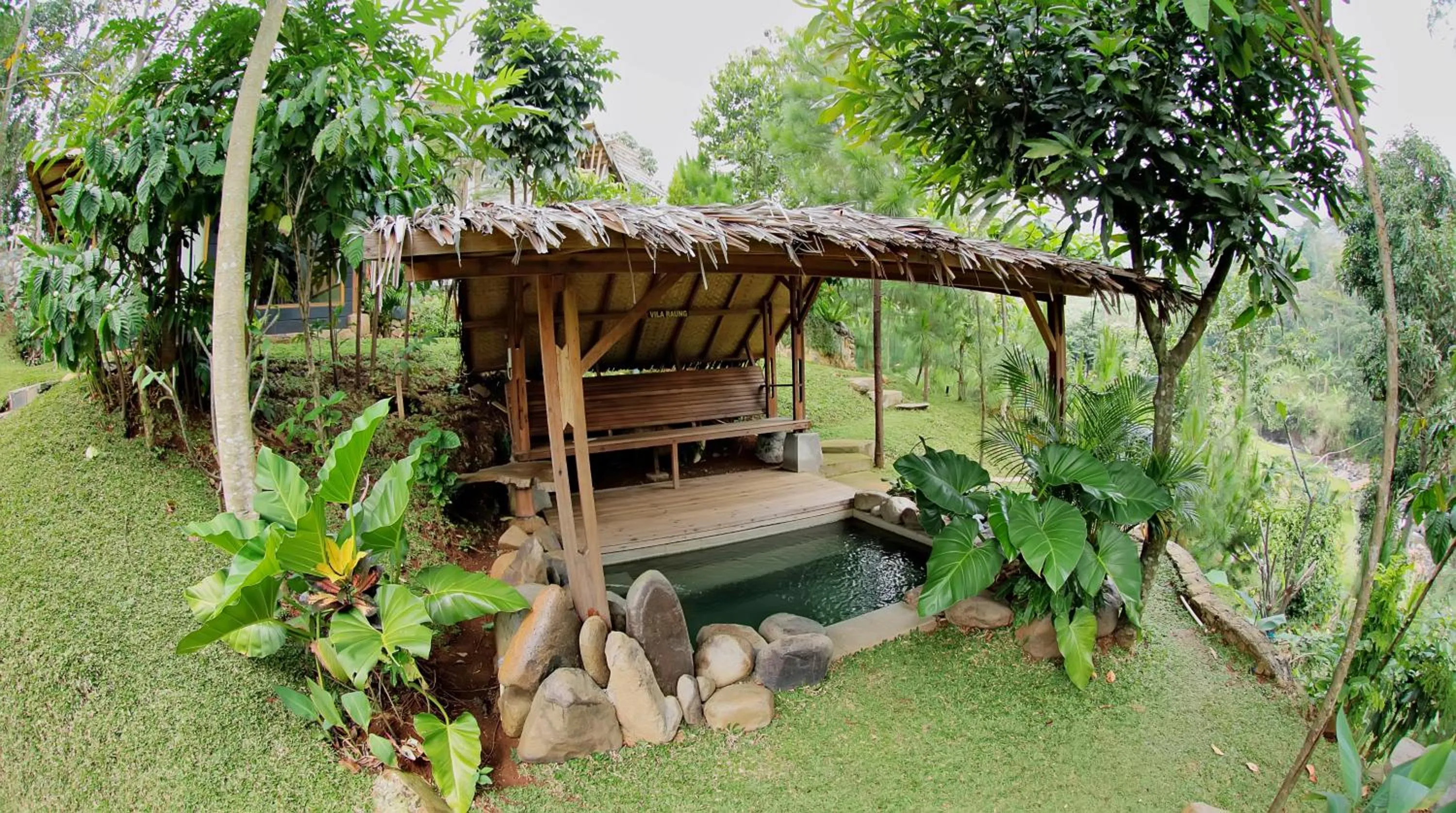 Tirta Arsanta Hot Springs & Villa