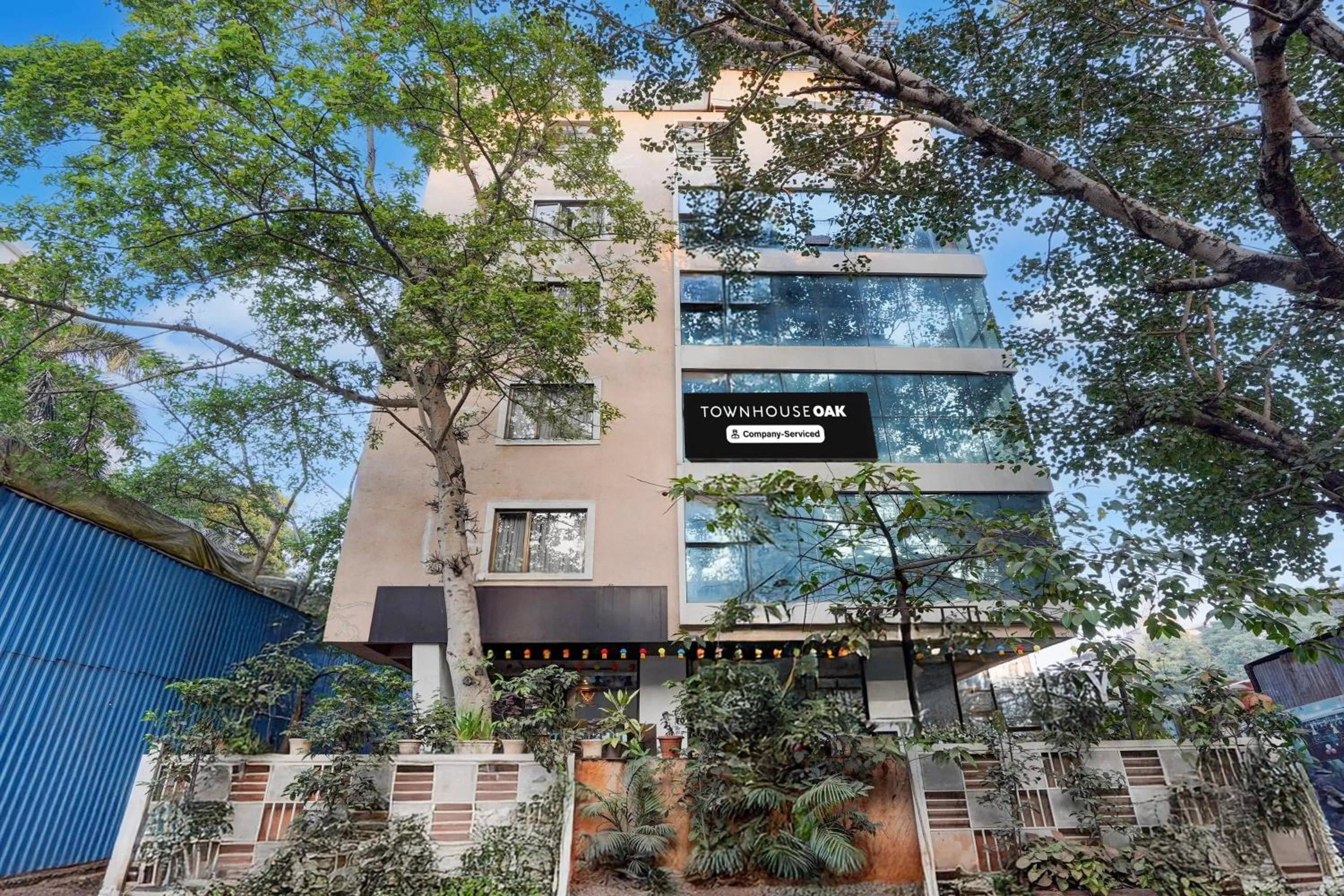 Facade/entrance in Super Townhouse Oak Pune Railway Station Formerly Kapil Residency