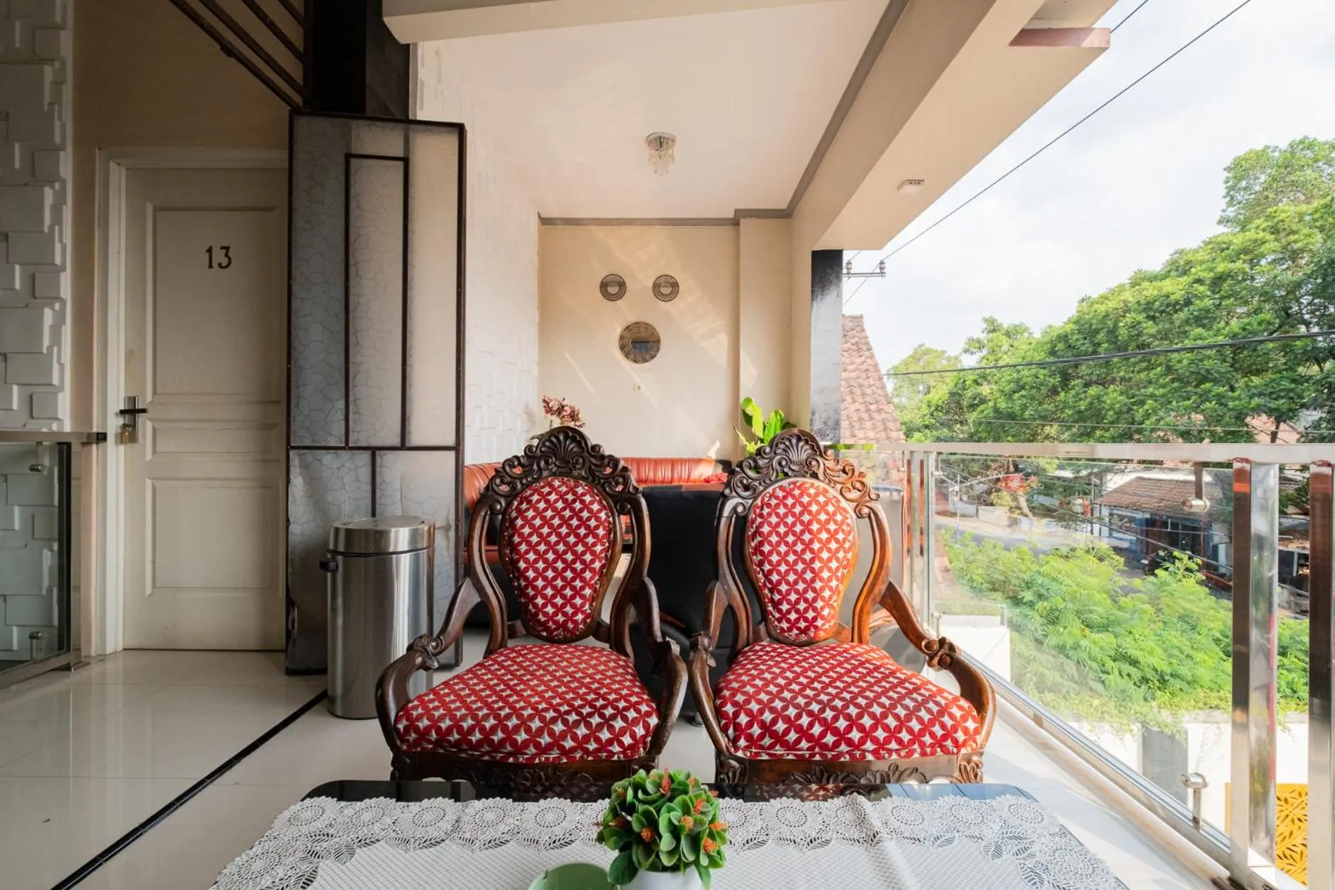 Balcony/Terrace in RedDoorz near Kampung Inggris Pare