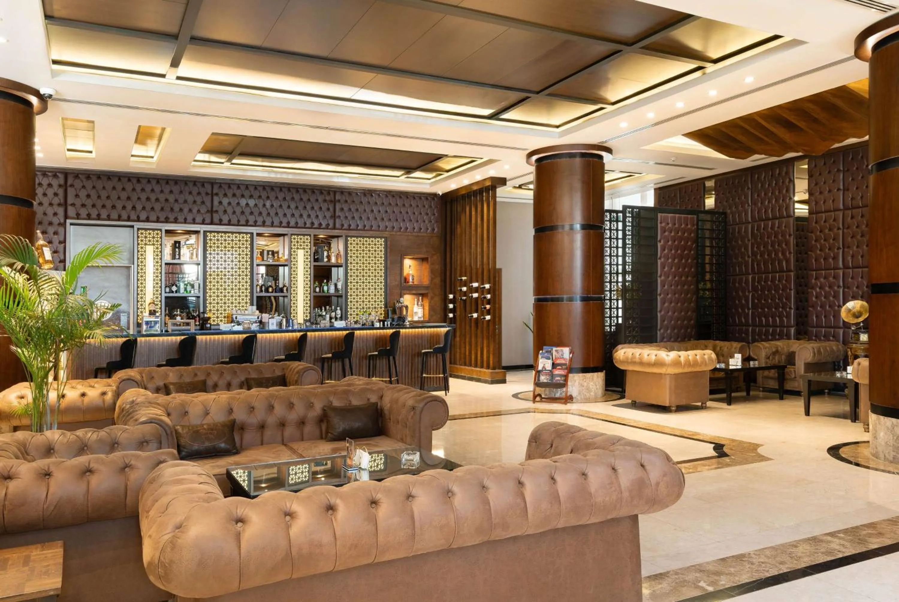 Lobby or reception in Ramada by Wyndham Erbil Gulan Street