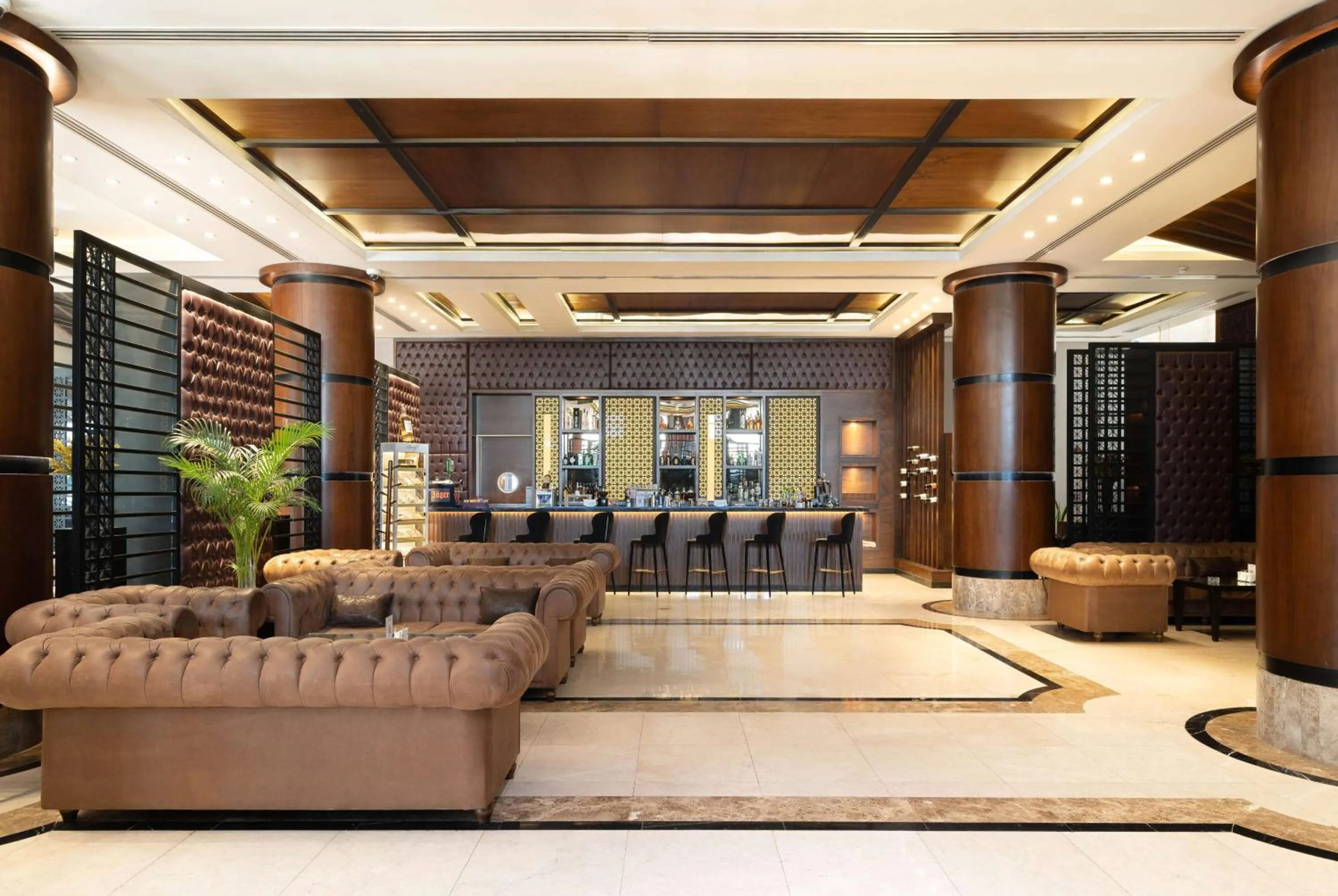 Lobby or reception in Ramada by Wyndham Erbil Gulan Street