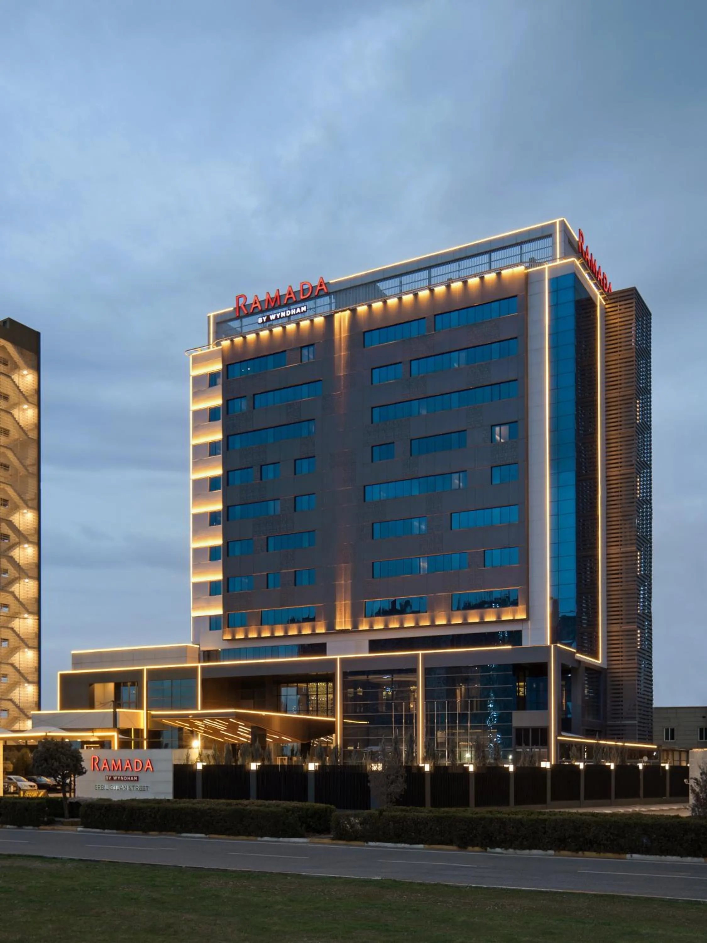 Property building in Ramada by Wyndham Erbil Gulan Street