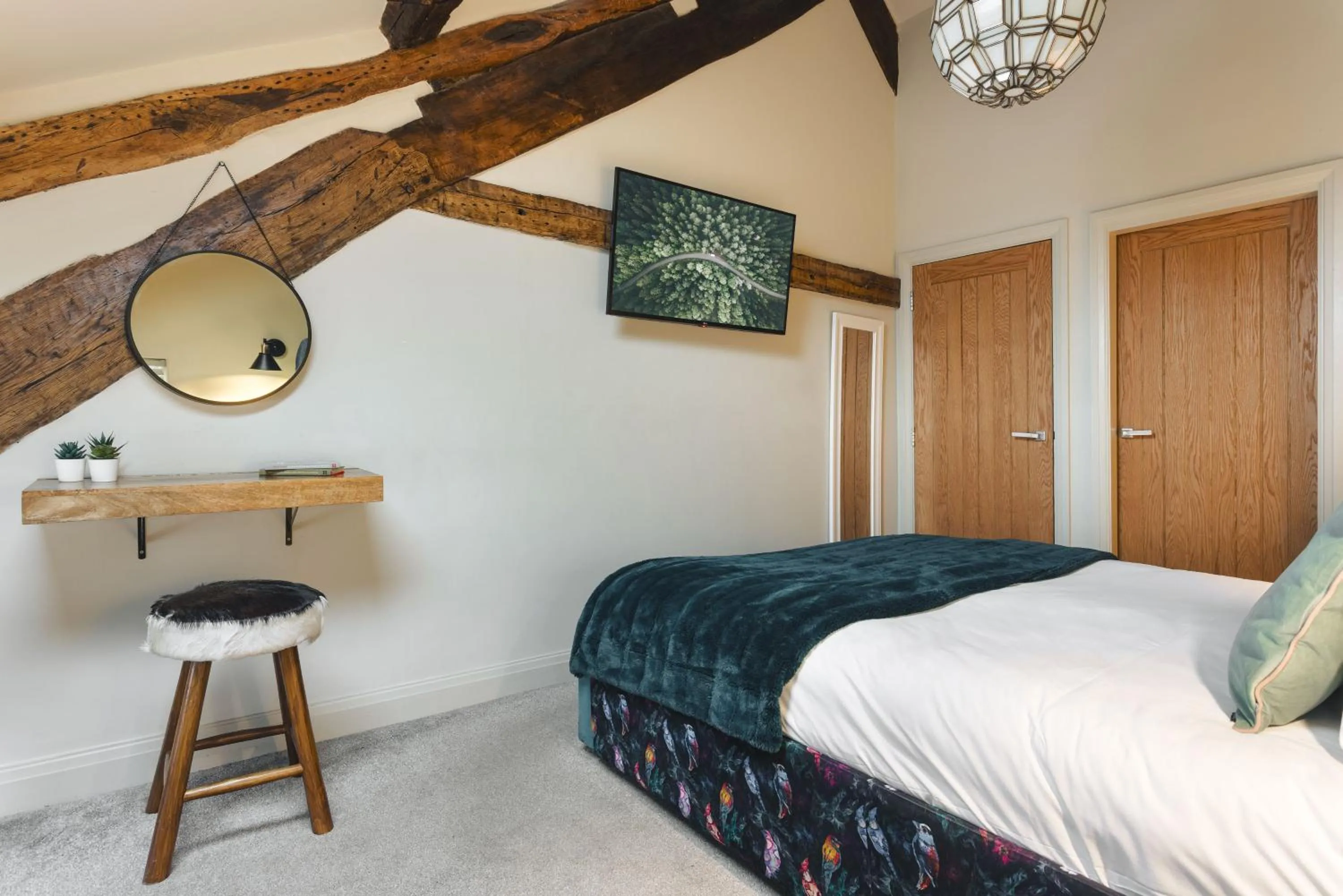 Bed in The Hive at Poppi-Red