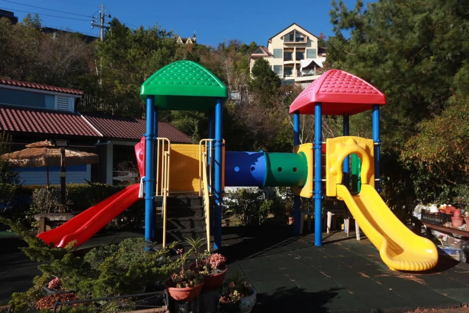 Children play ground in Julie's Garden, Cingjing - Fon Chin Homestay