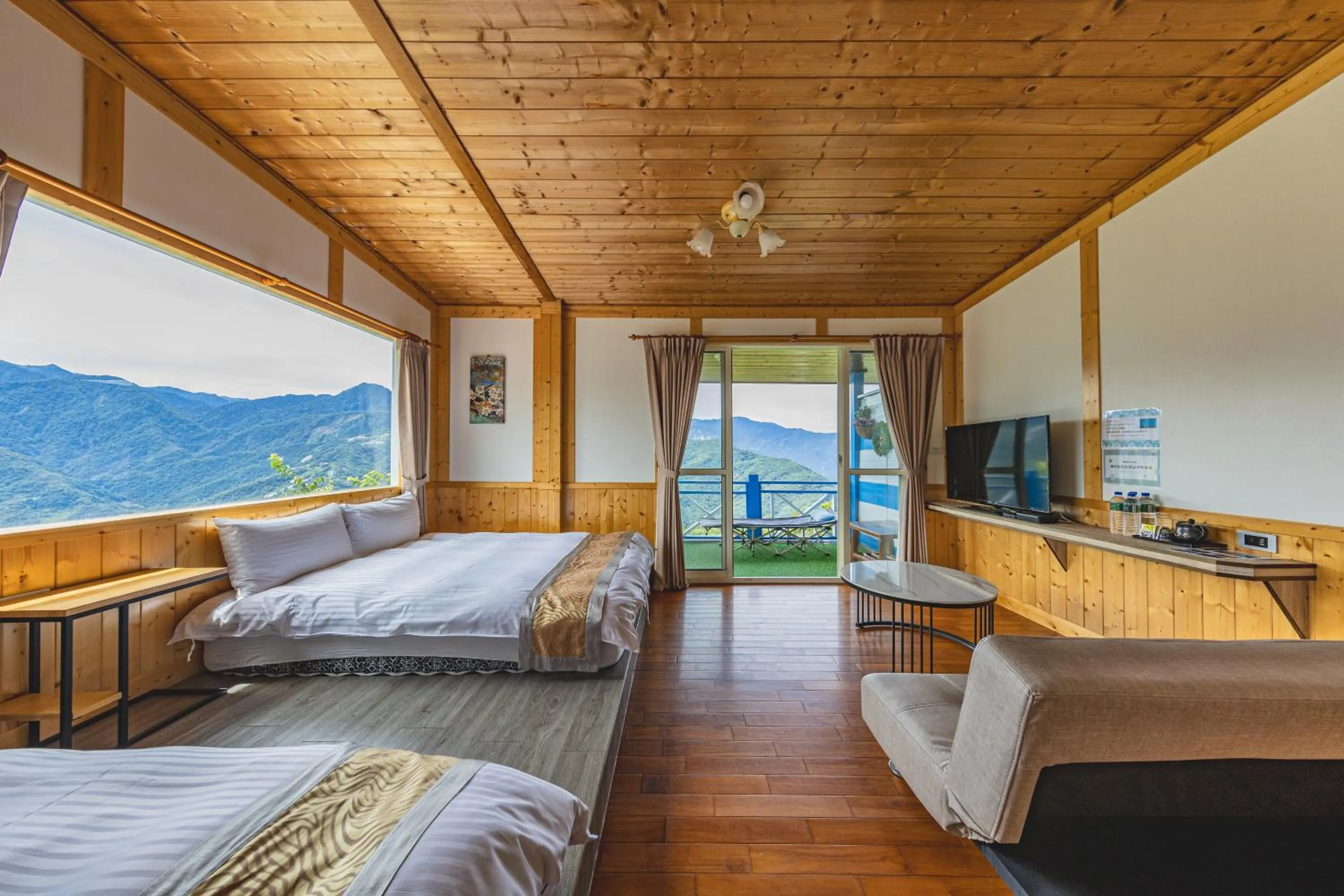 Photo of the whole room, Bed in Julie's Garden, Cingjing - Fon Chin Homestay