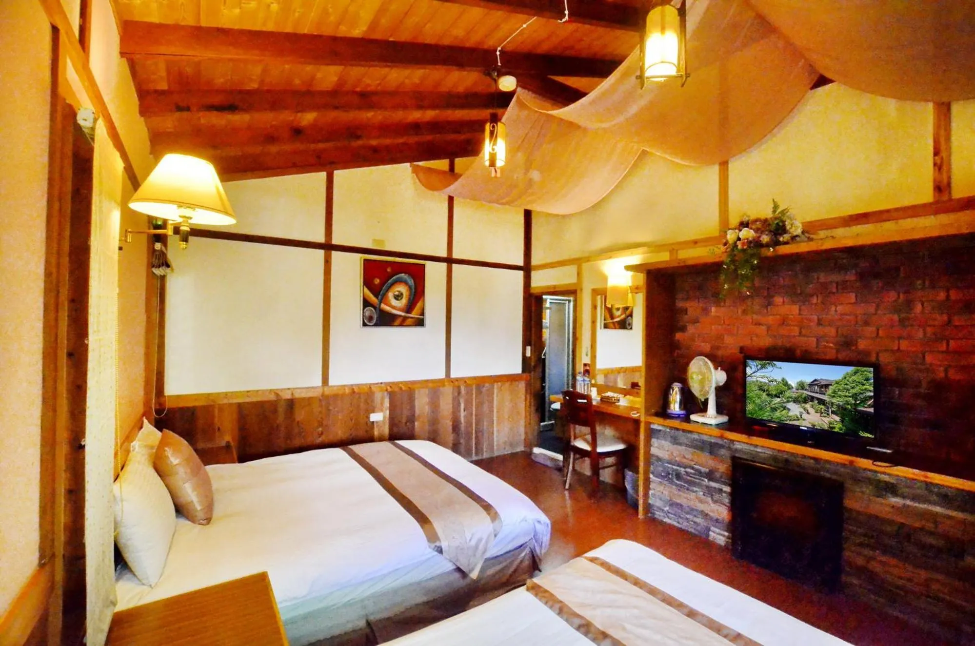 Decorative detail, Bed in Shiyai Taoyuan