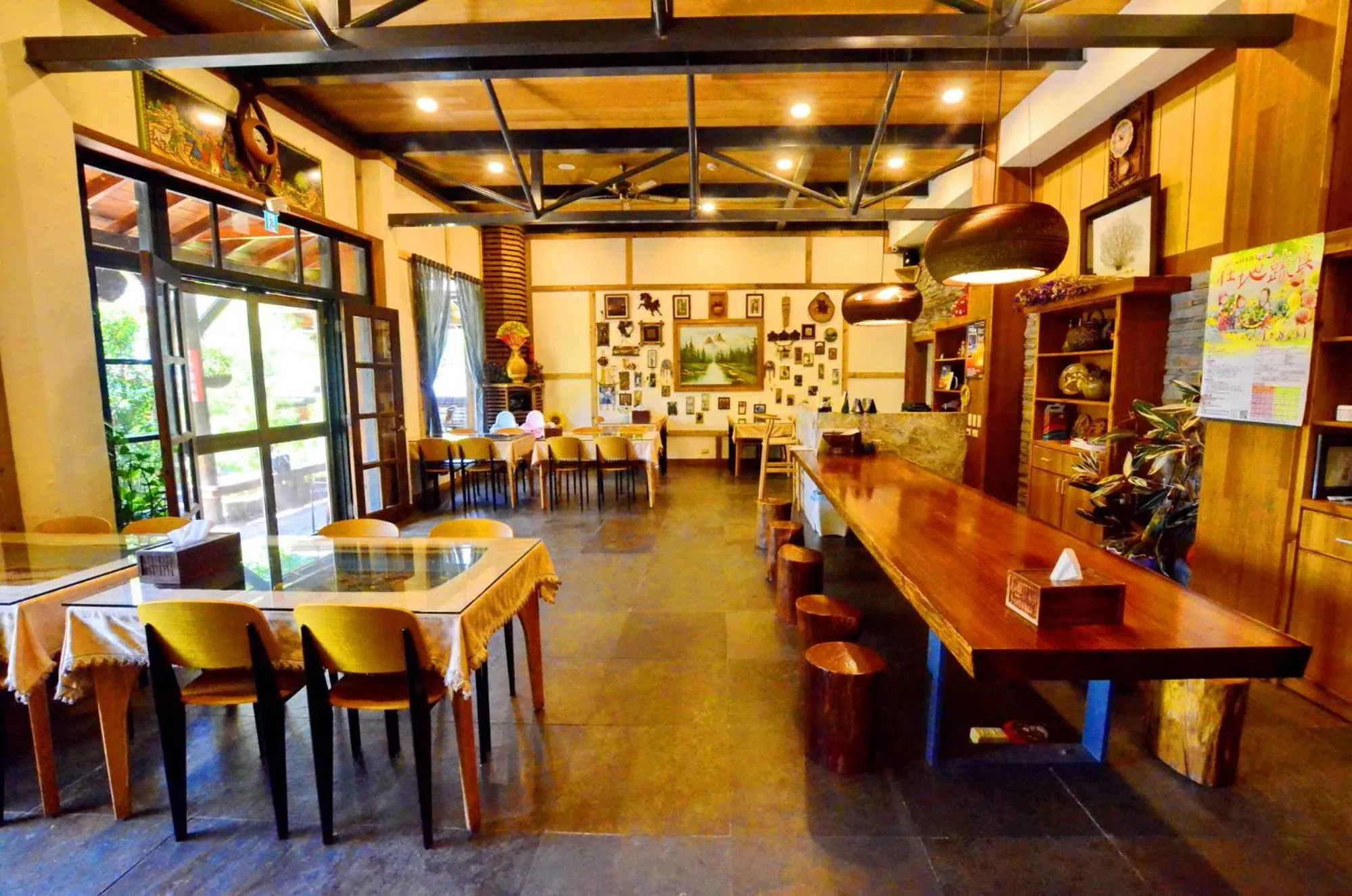 Restaurant/places to eat in Shiyai Taoyuan