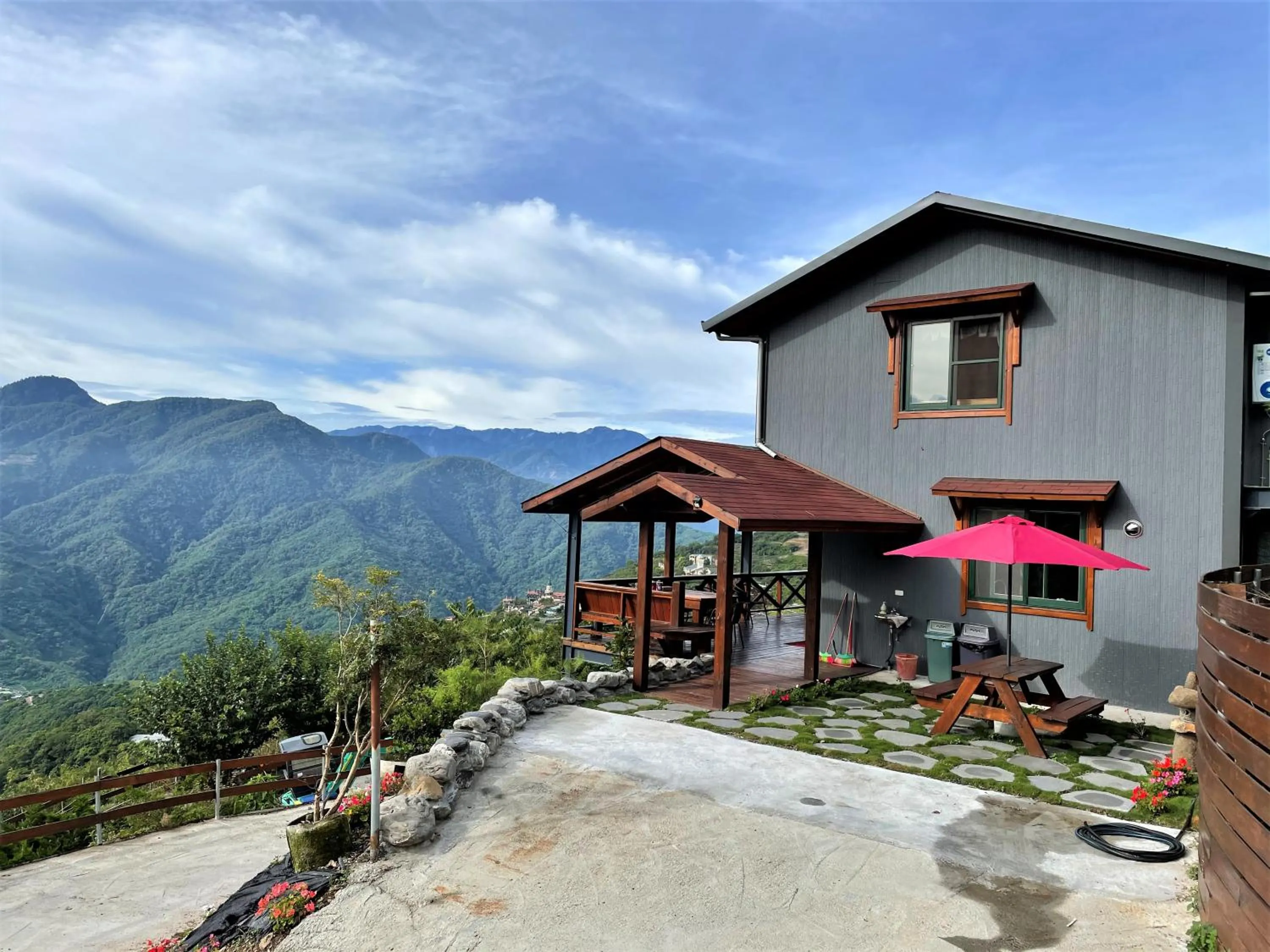 Property building in Shiyai Taoyuan