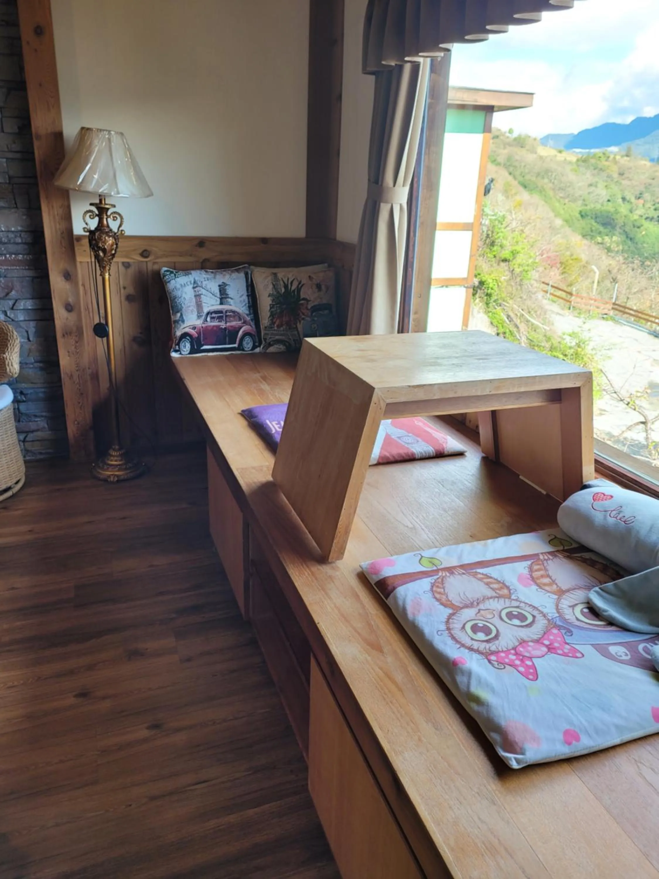 Mountain view in Shiyai Taoyuan