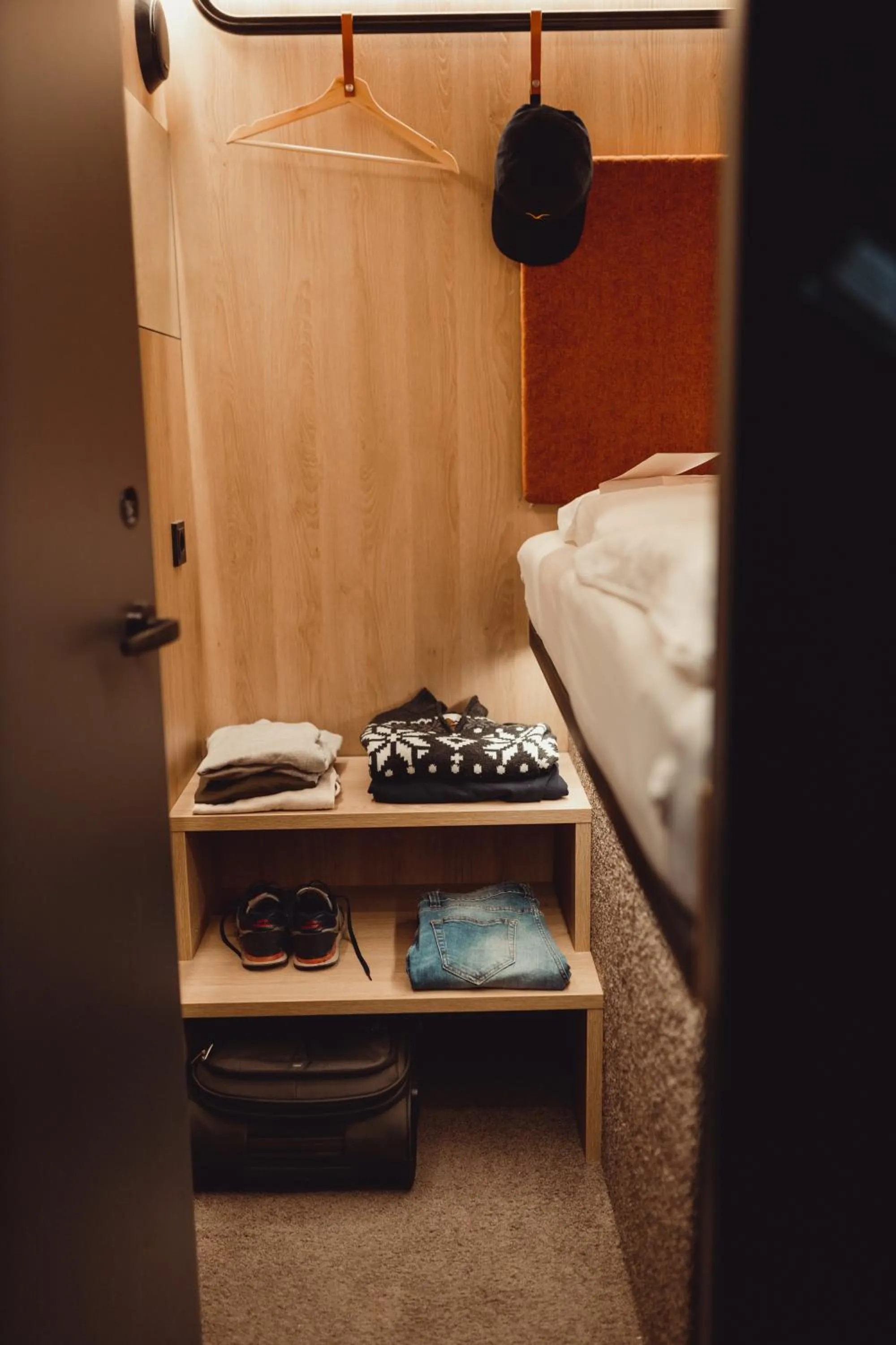 Living room, Bed in CAB20