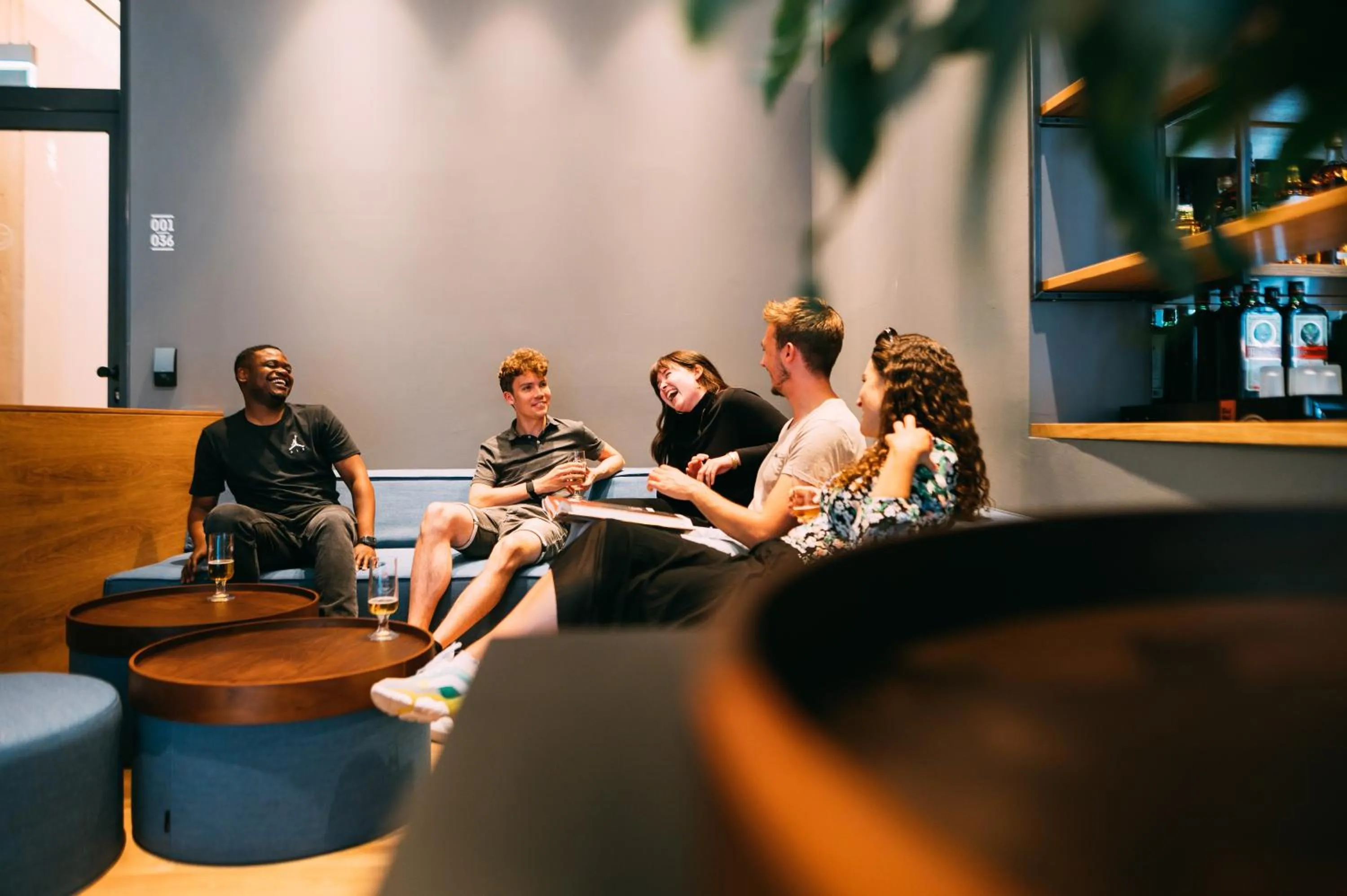 Restaurant/places to eat in CAB20