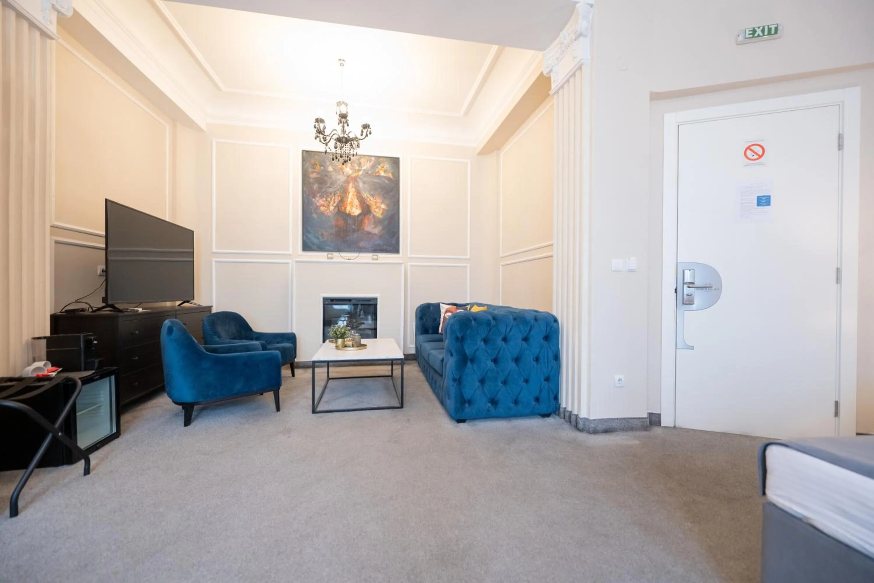 TV and multimedia in Boutique Hotel Kings Palace