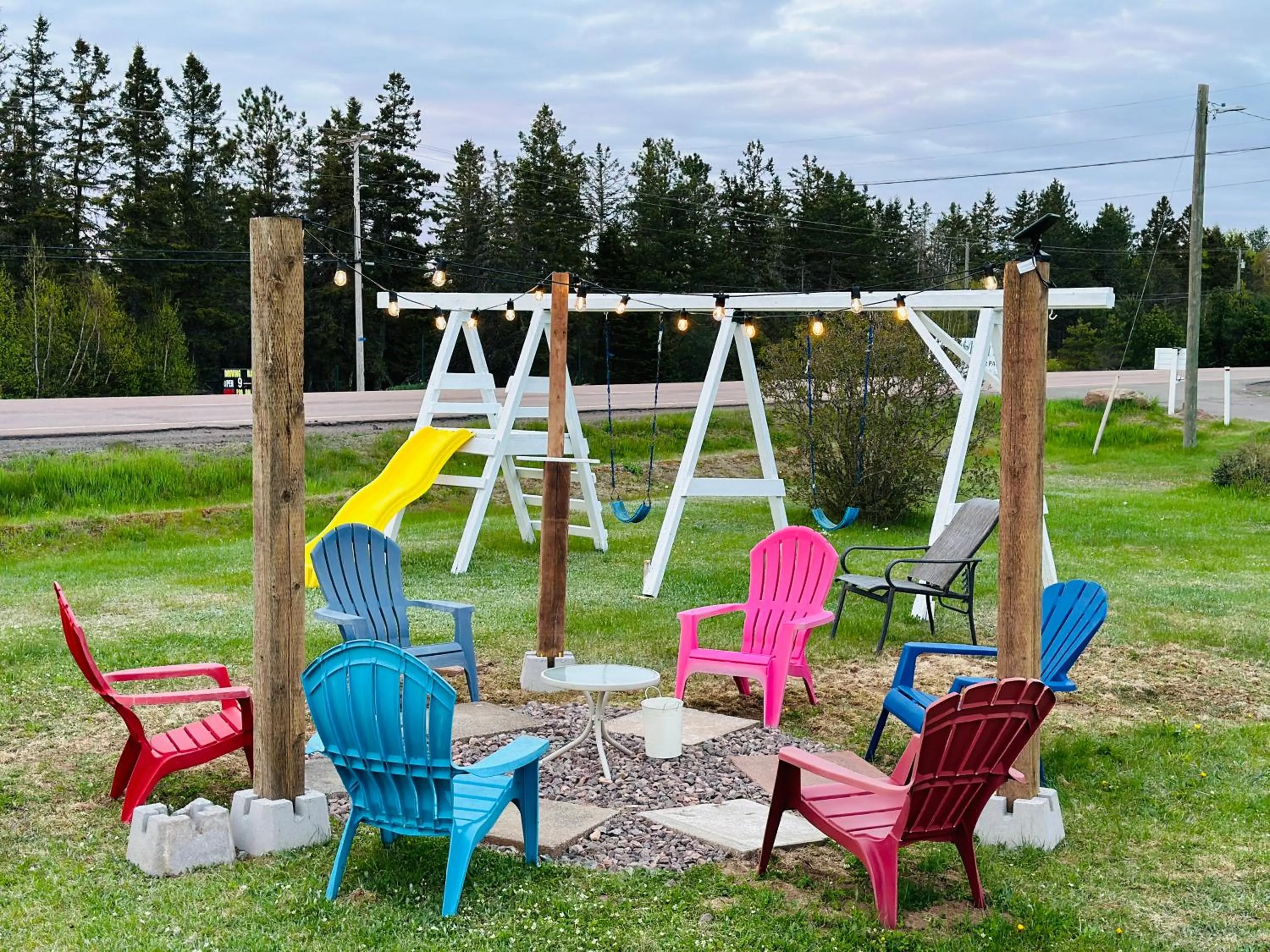 Seating area in Scenic Motel Moncton