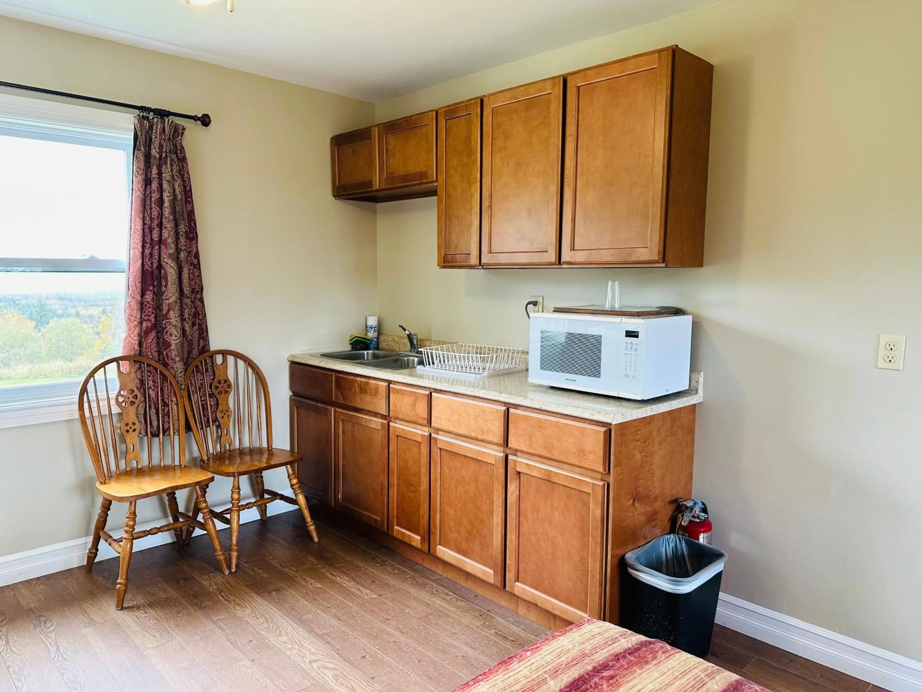 Kitchen or kitchenette in Scenic Motel Moncton