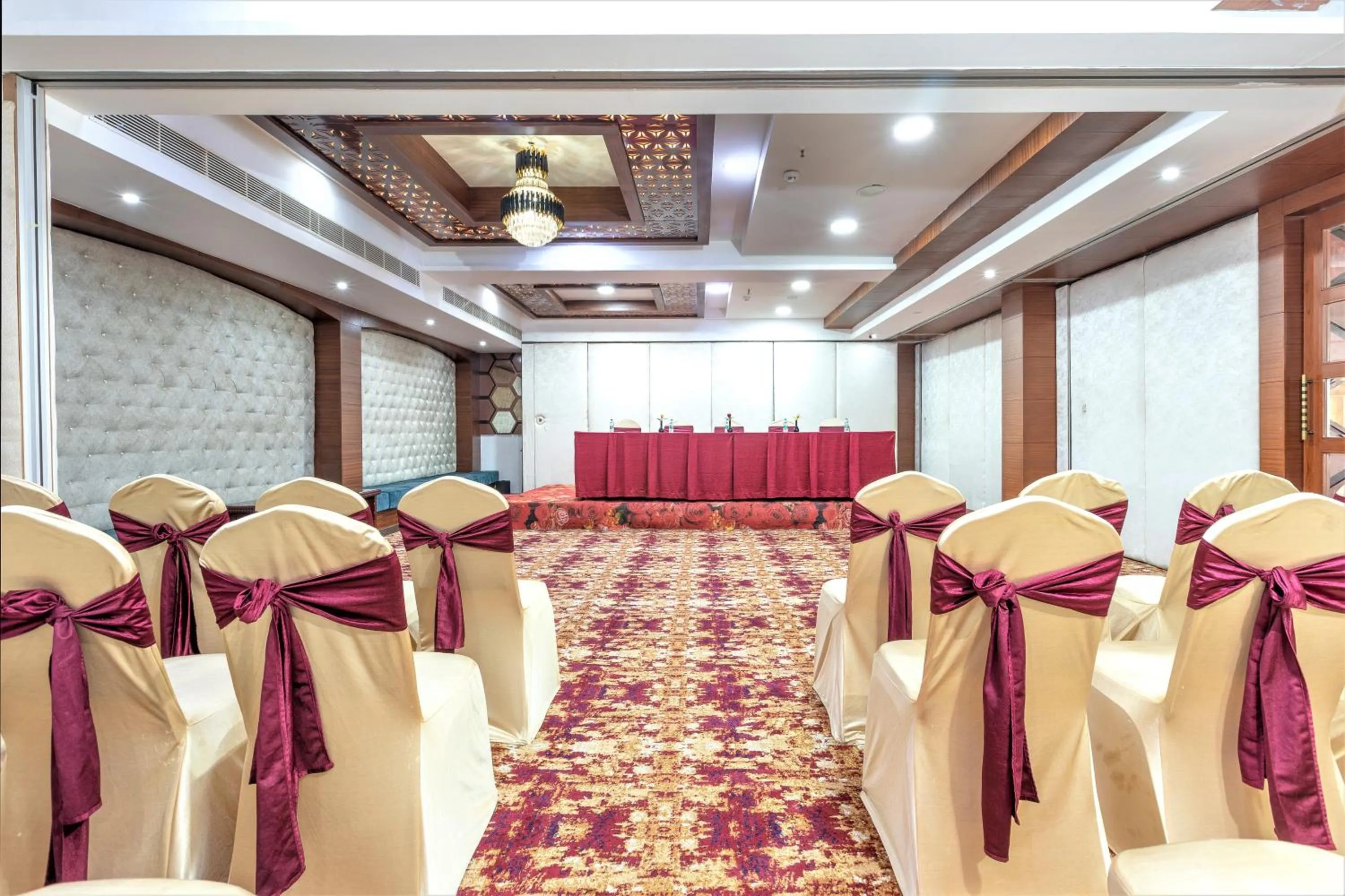 Banquet/Function facilities in The Saibaba Hotel