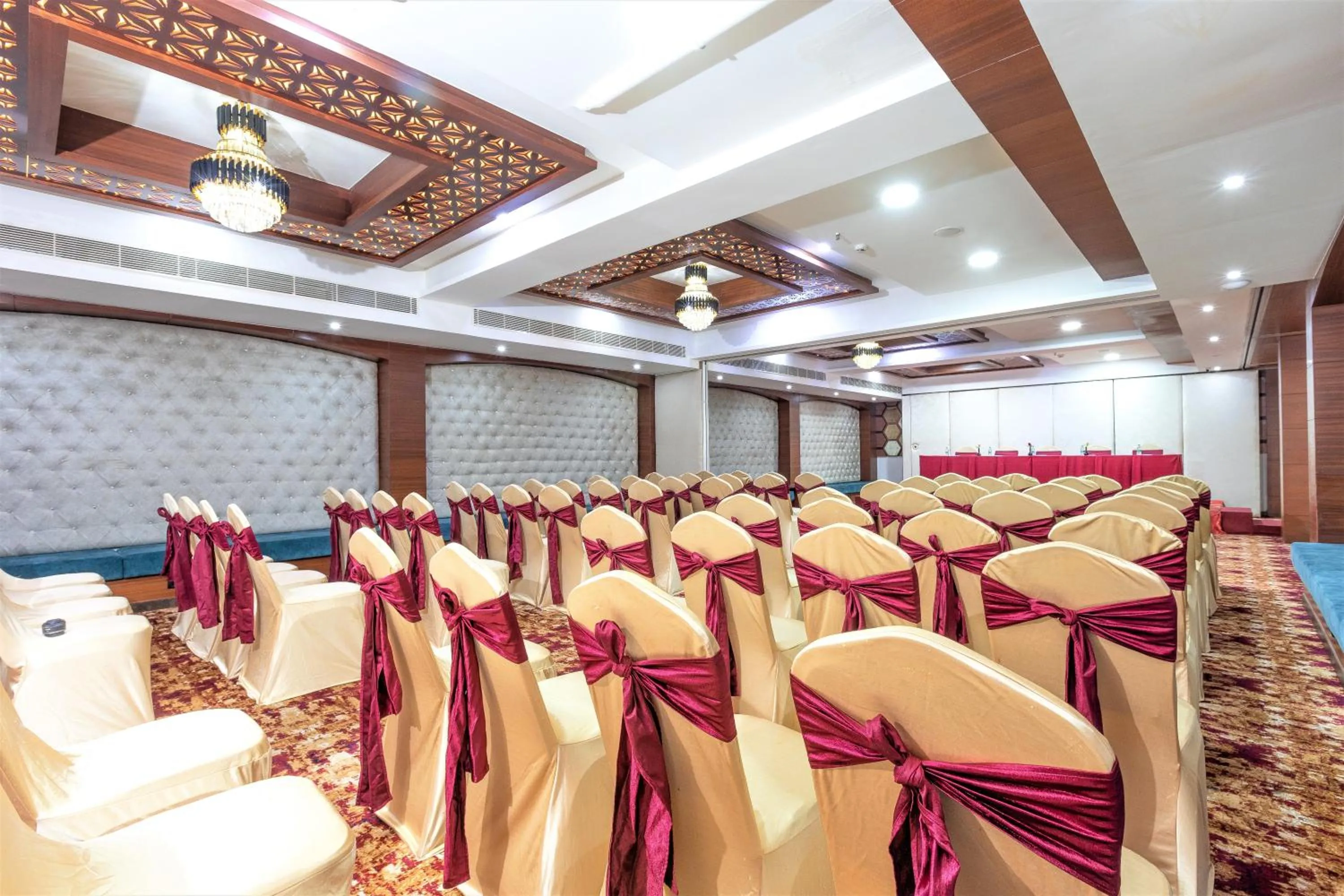 Banquet/Function facilities in The Saibaba Hotel