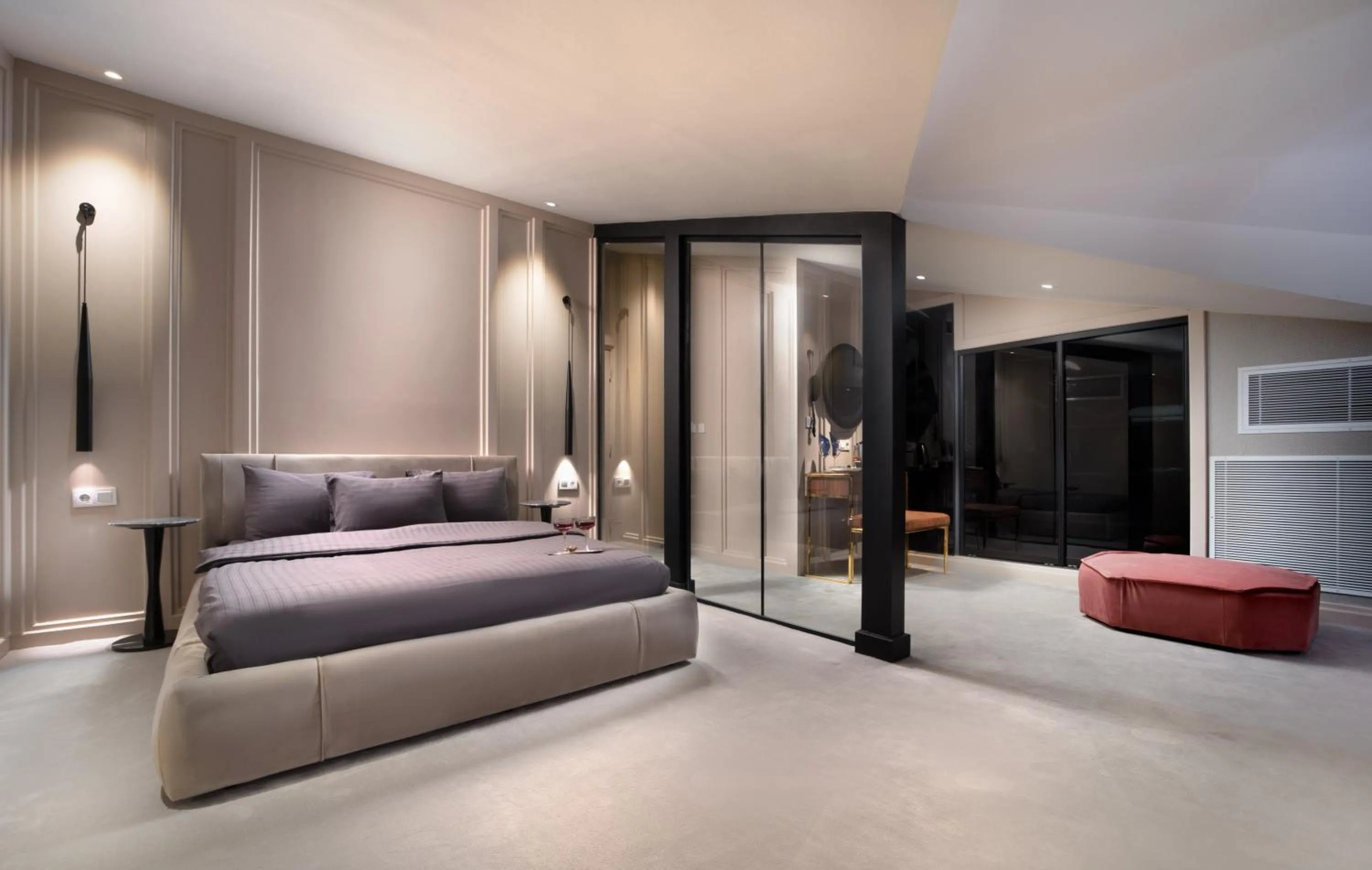 Bed in Walton Gardens Pera