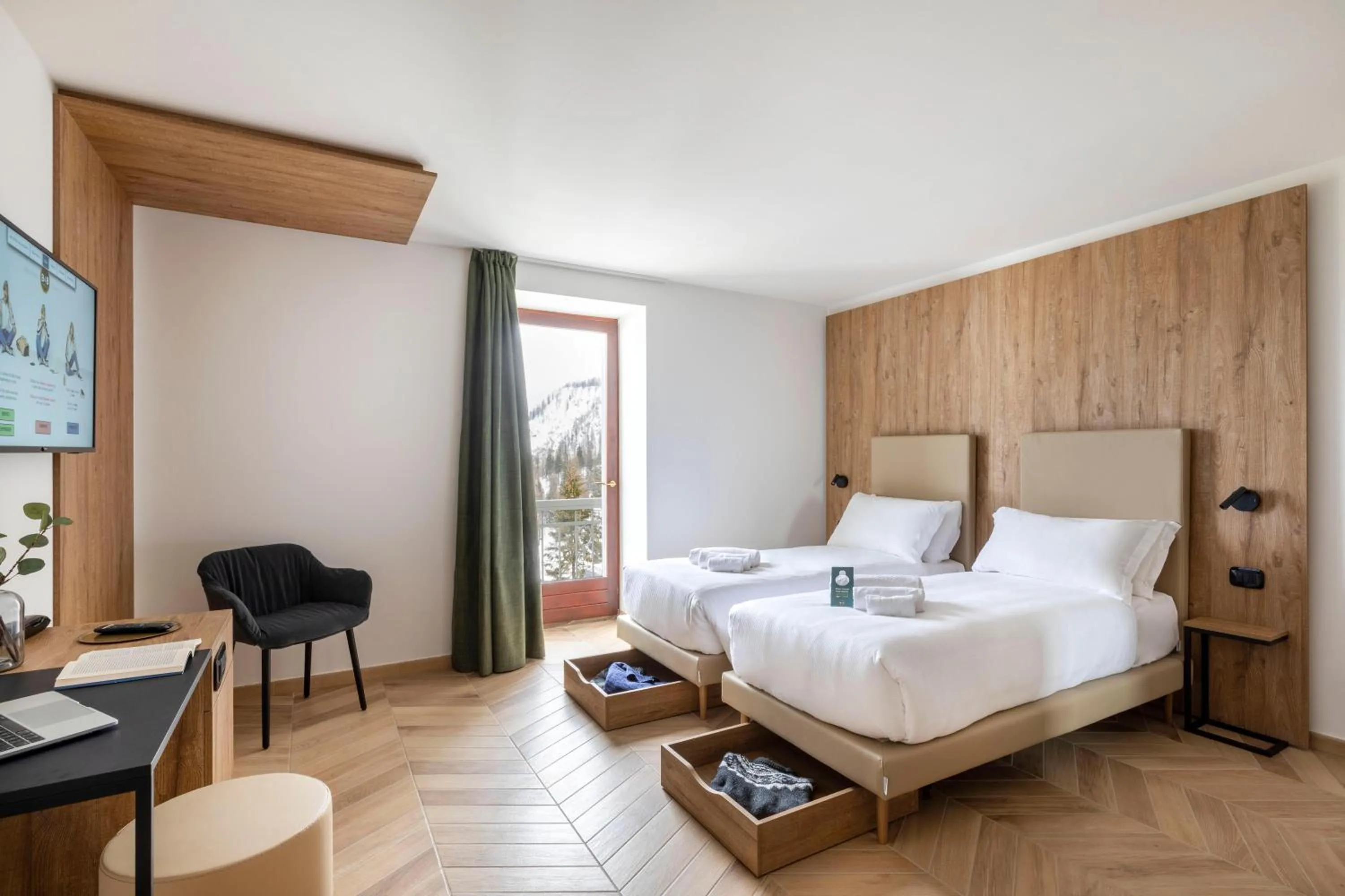 Twin Room in B&B Hotel Passo Tre Croci Cortina