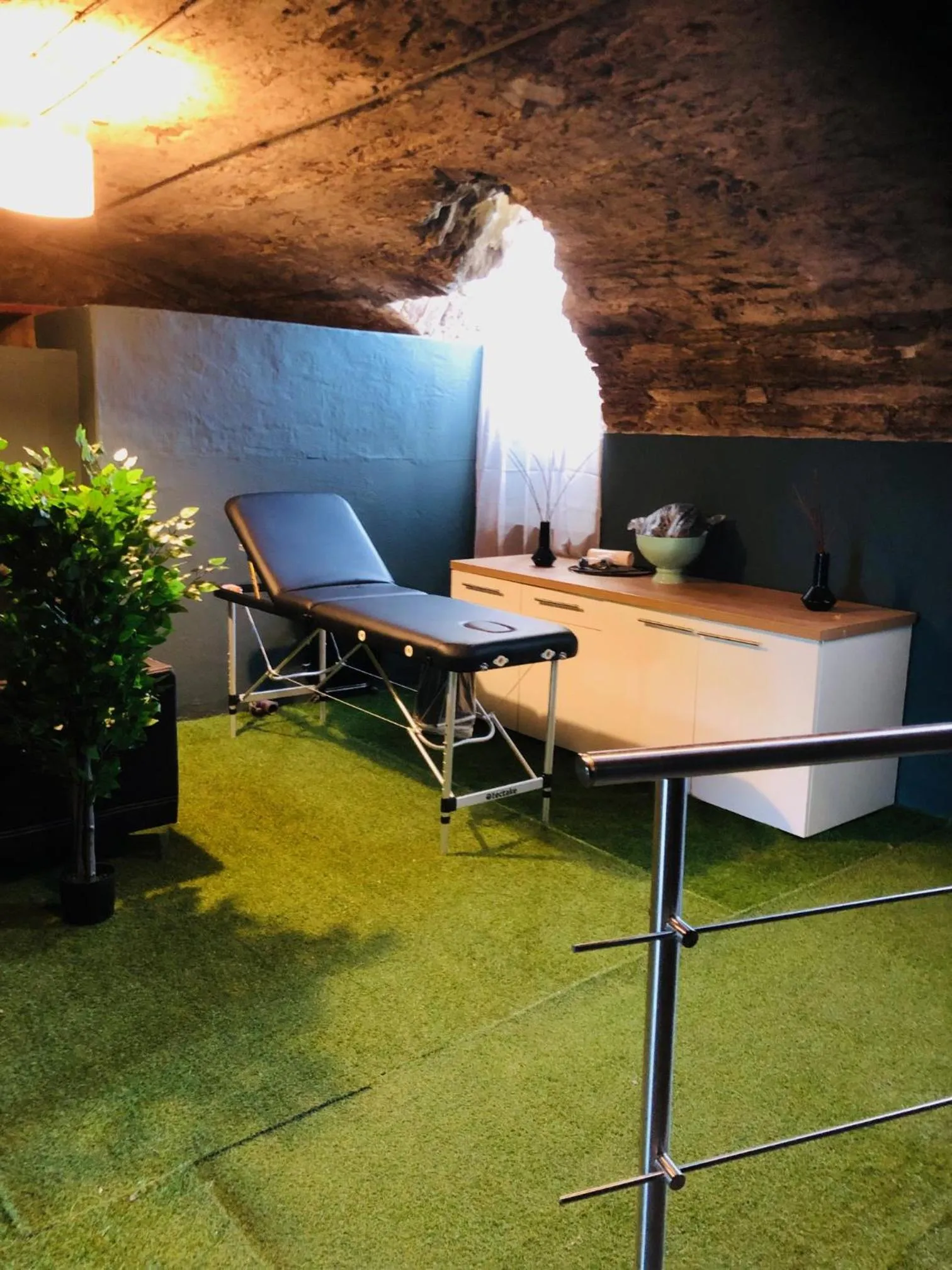 Massage in Hôtel Particulier CHÂTEAU DES MARAIS Proximité et vue sur le Lac de Grand lieu