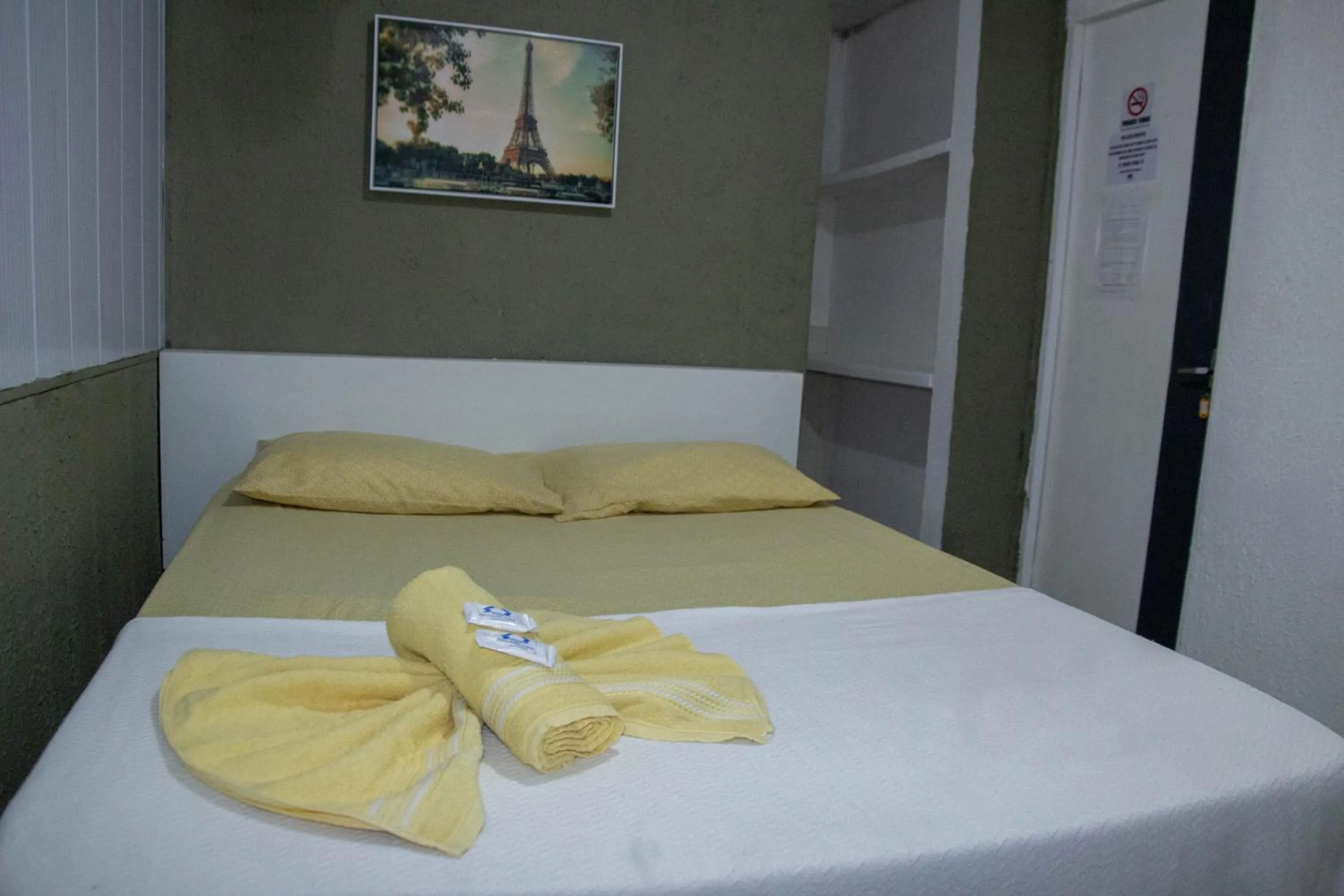 Bed in Casa Aeroporto Pousada