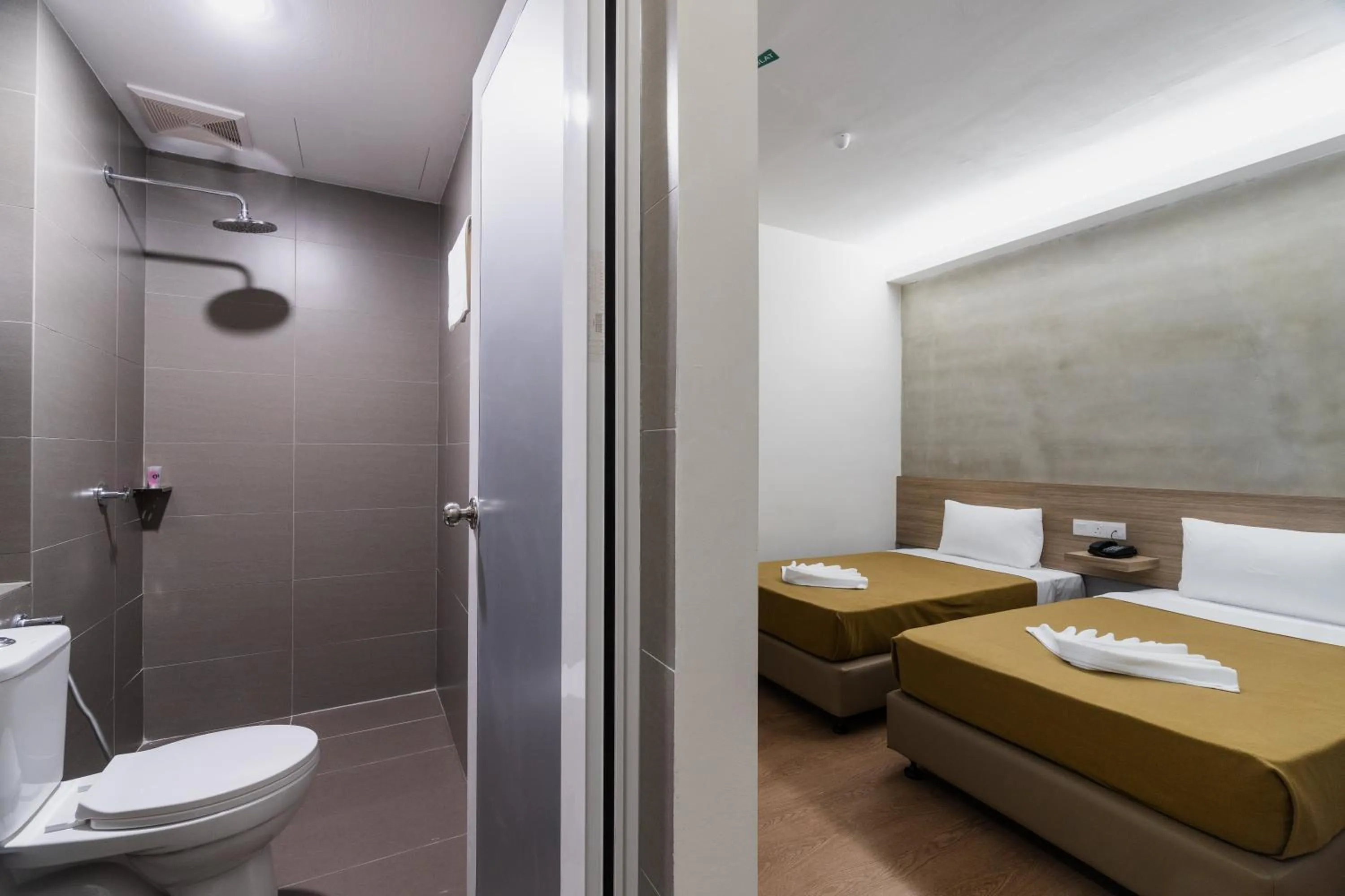 Property building, Bed in Urban Inn, SP Saujana