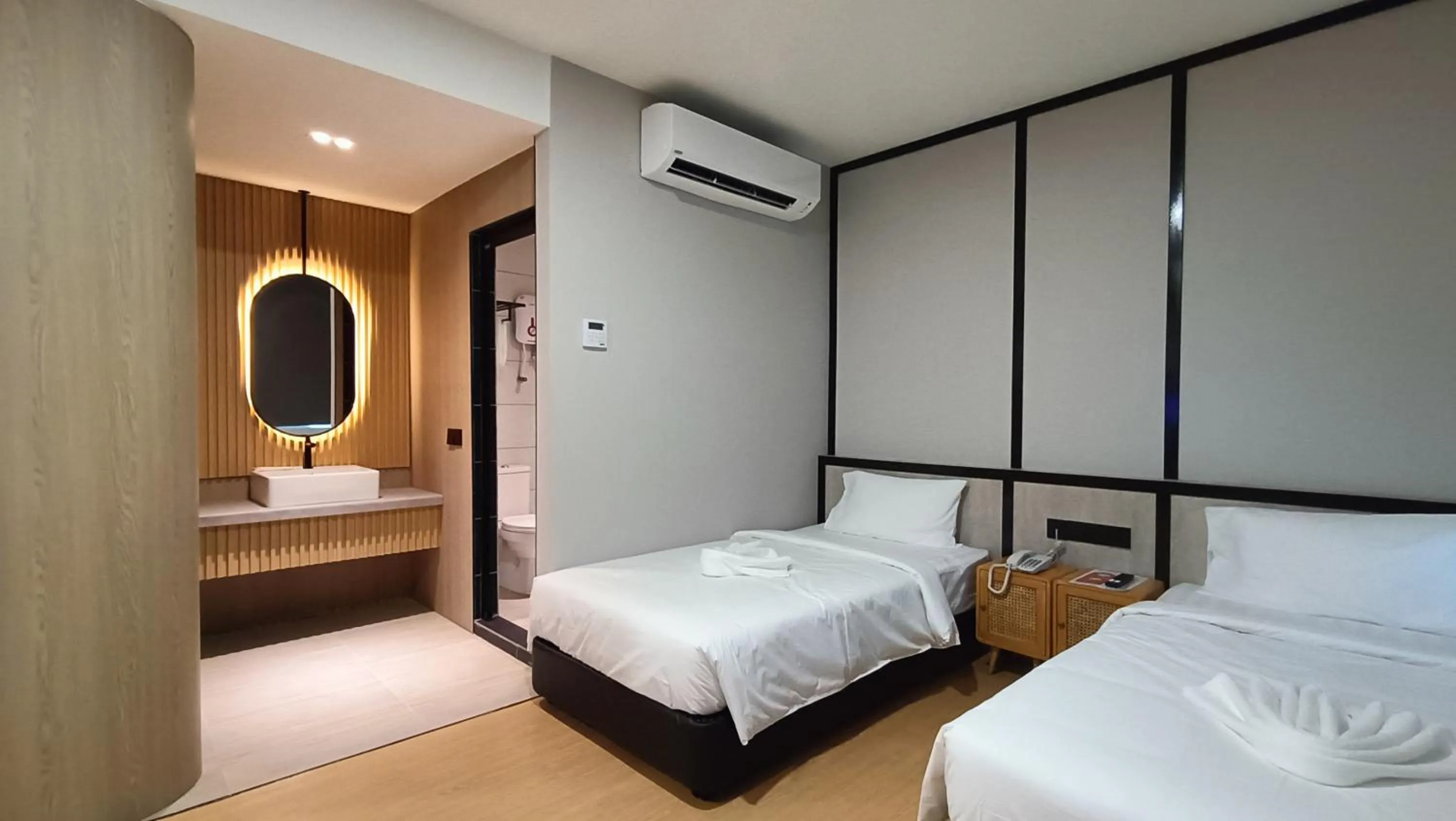 Bed in Urban Inn, SP Saujana