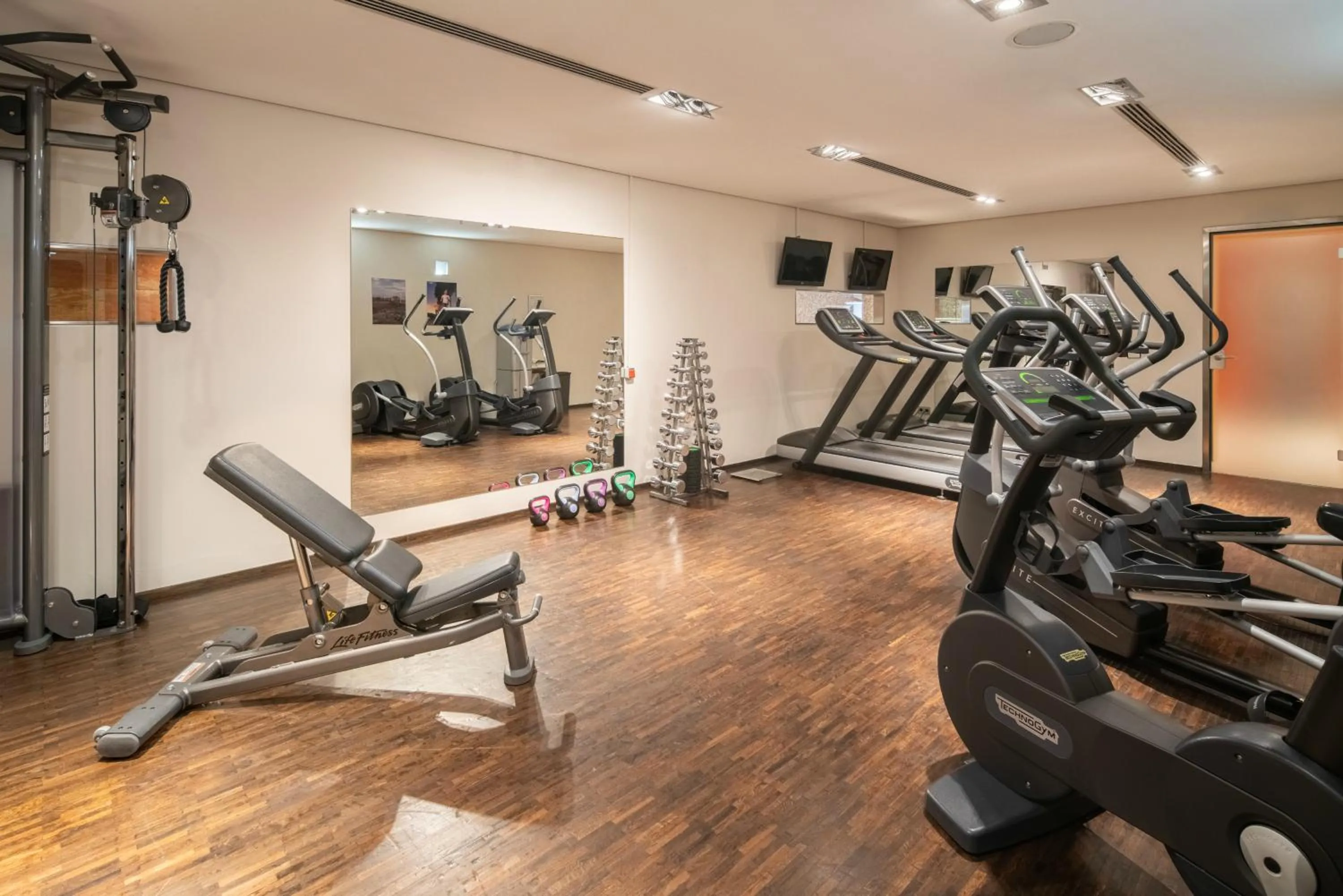 Fitness centre/facilities in Radisson Collection Hotel, Berlin