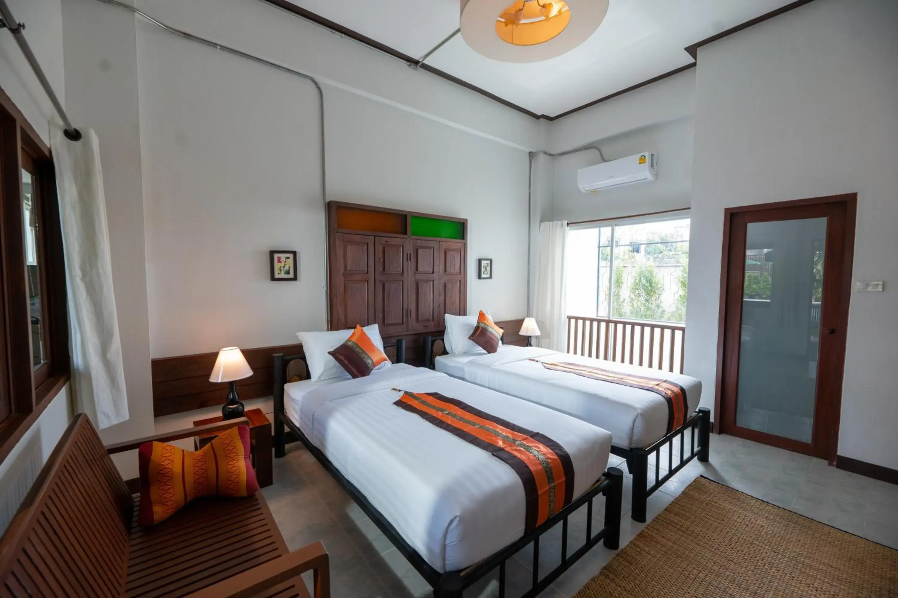 Twin Room in Chirin Home ฌิรินทร์โฮม Twin Room in Chirin Home ฌิรินทร์โฮม