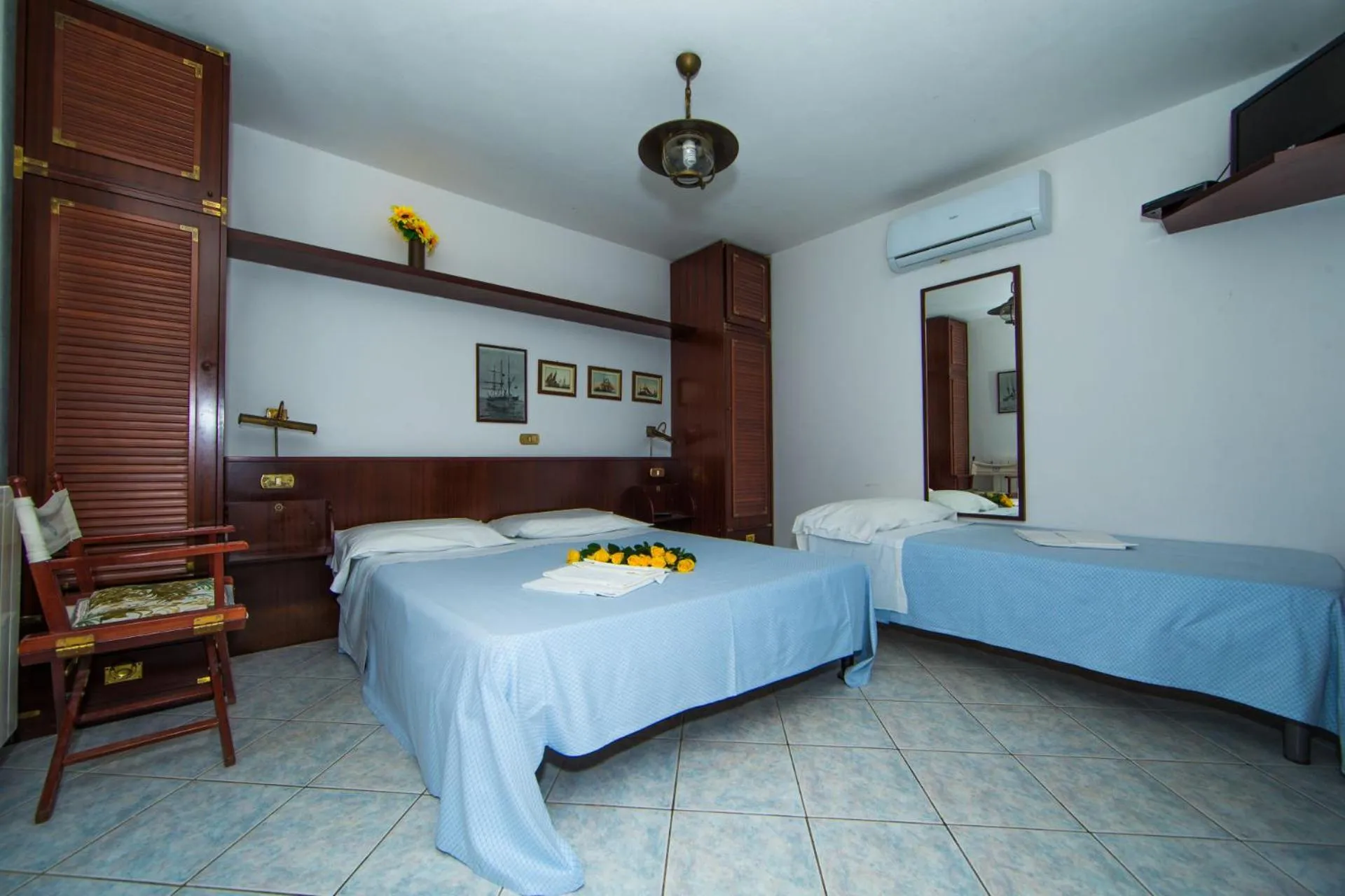 Photo of the whole room, Bed in Mandel 2 Residence by Mandel club