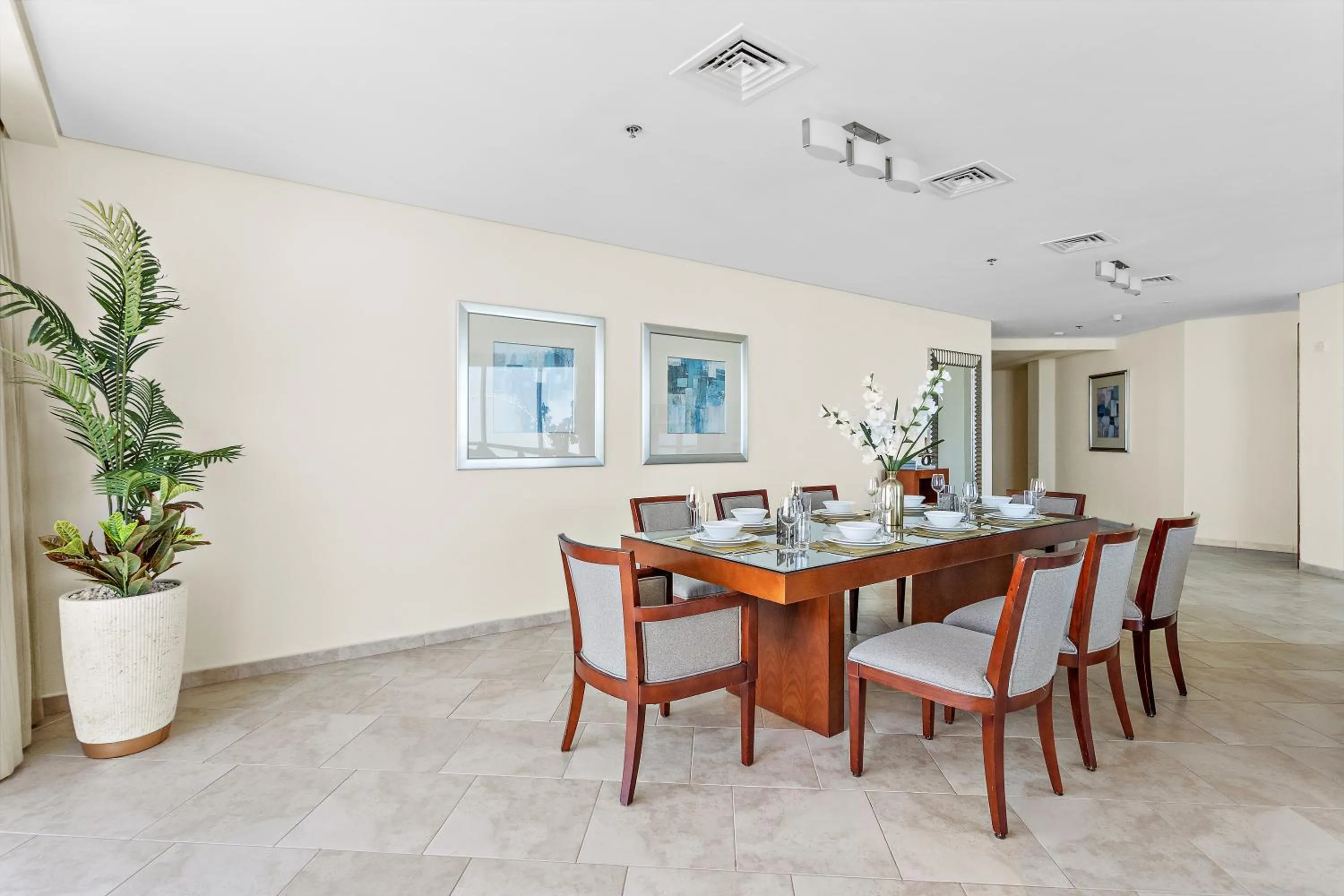 Dining area in Blue Beach Tower The Walk JBR