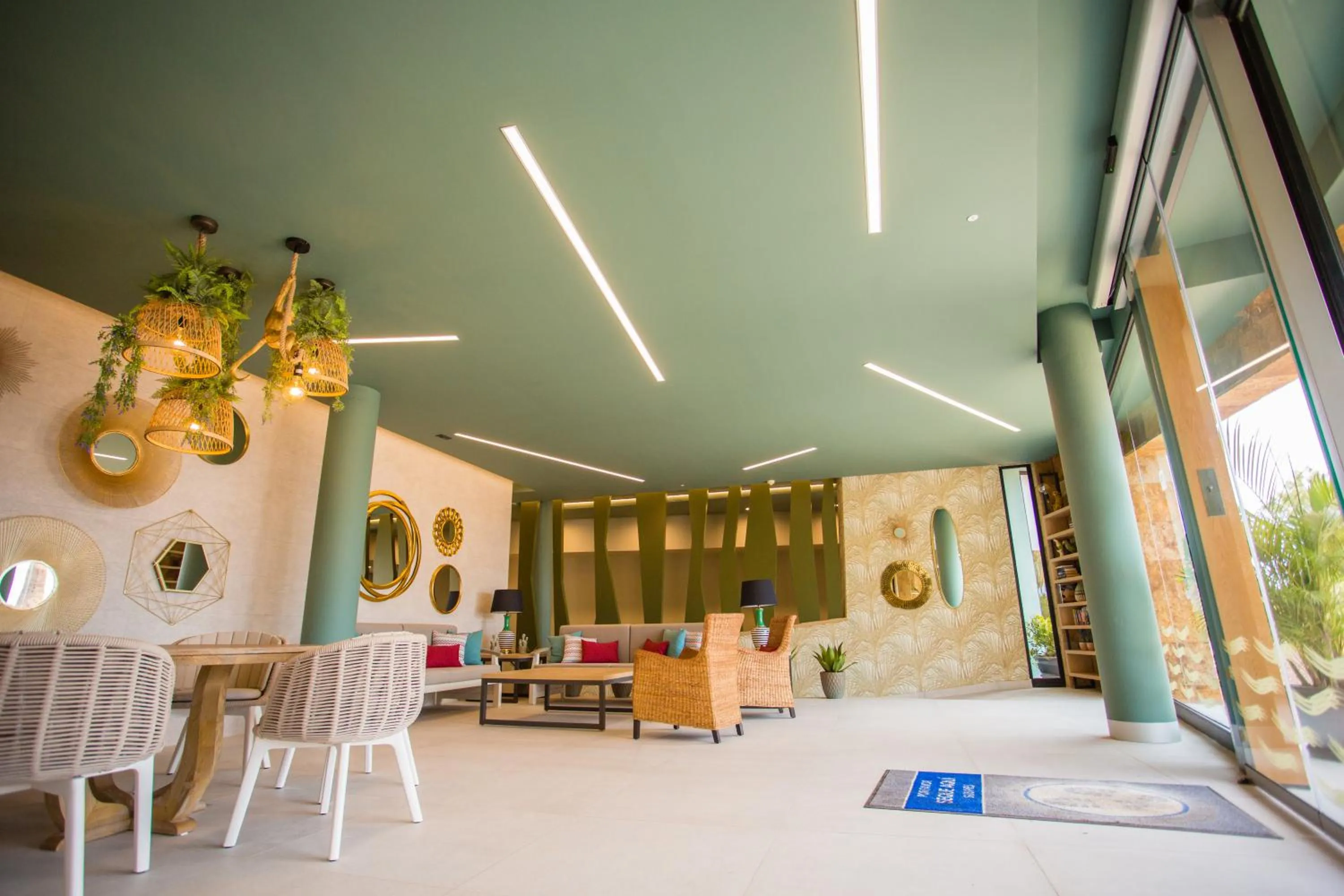 Lobby or reception in Amadores Beach Apartments