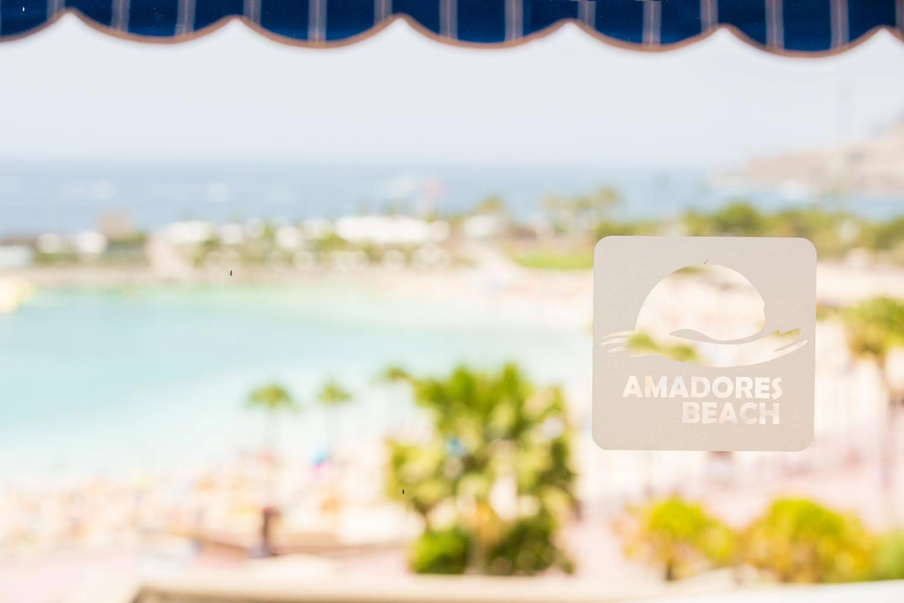 Logo/Certificate/Sign in Amadores Beach Apartments