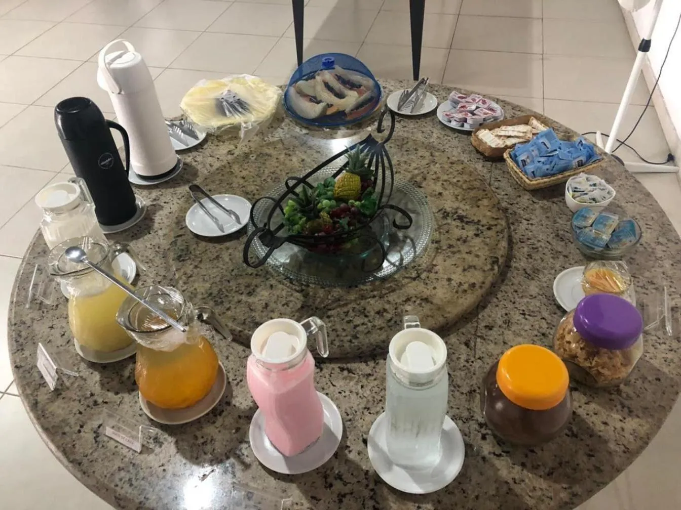 Continental breakfast in Villa Solarium Pousada