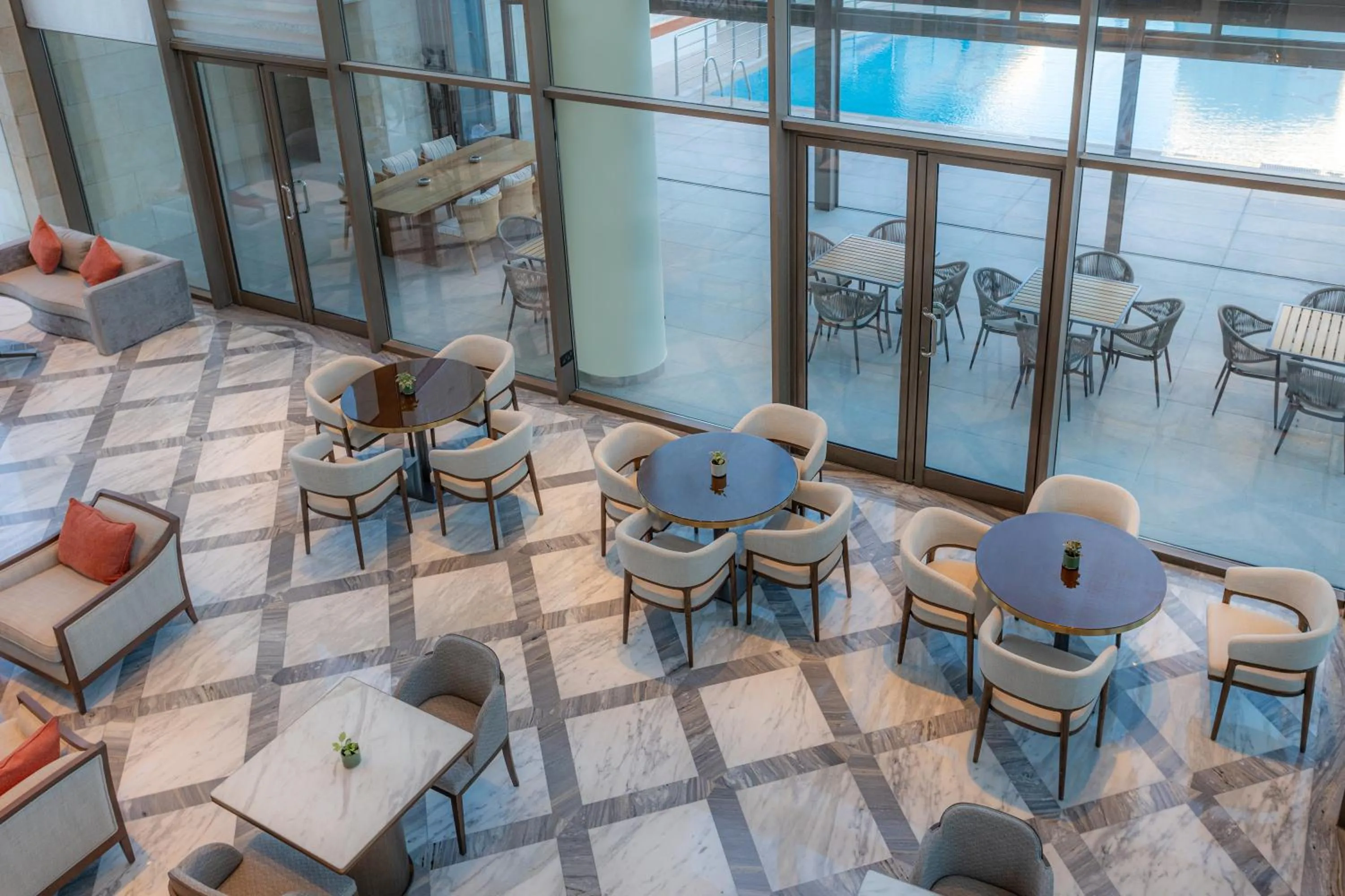 Restaurant/places to eat in Signia by Hilton