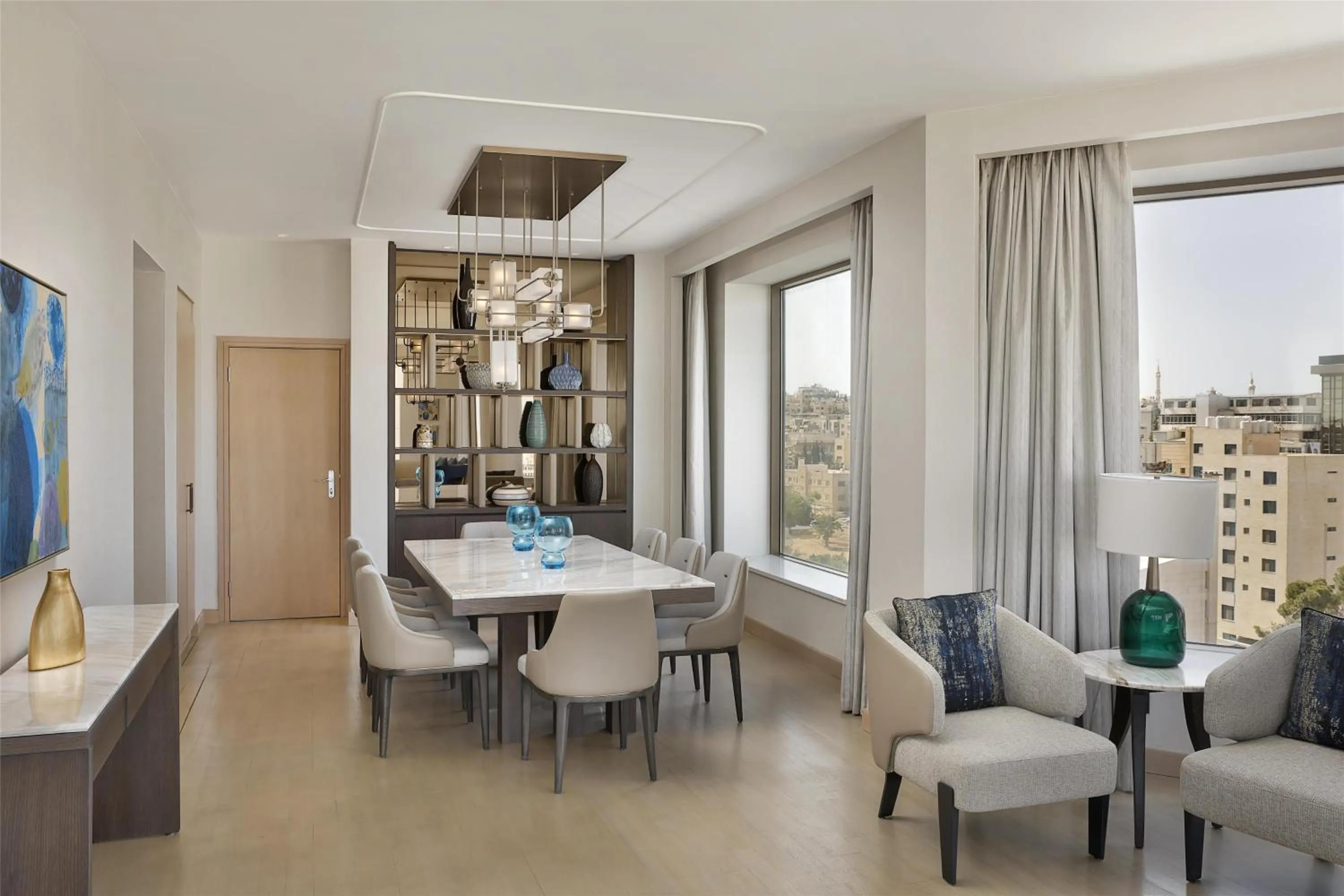 Kitchen or kitchenette in Signia by Hilton